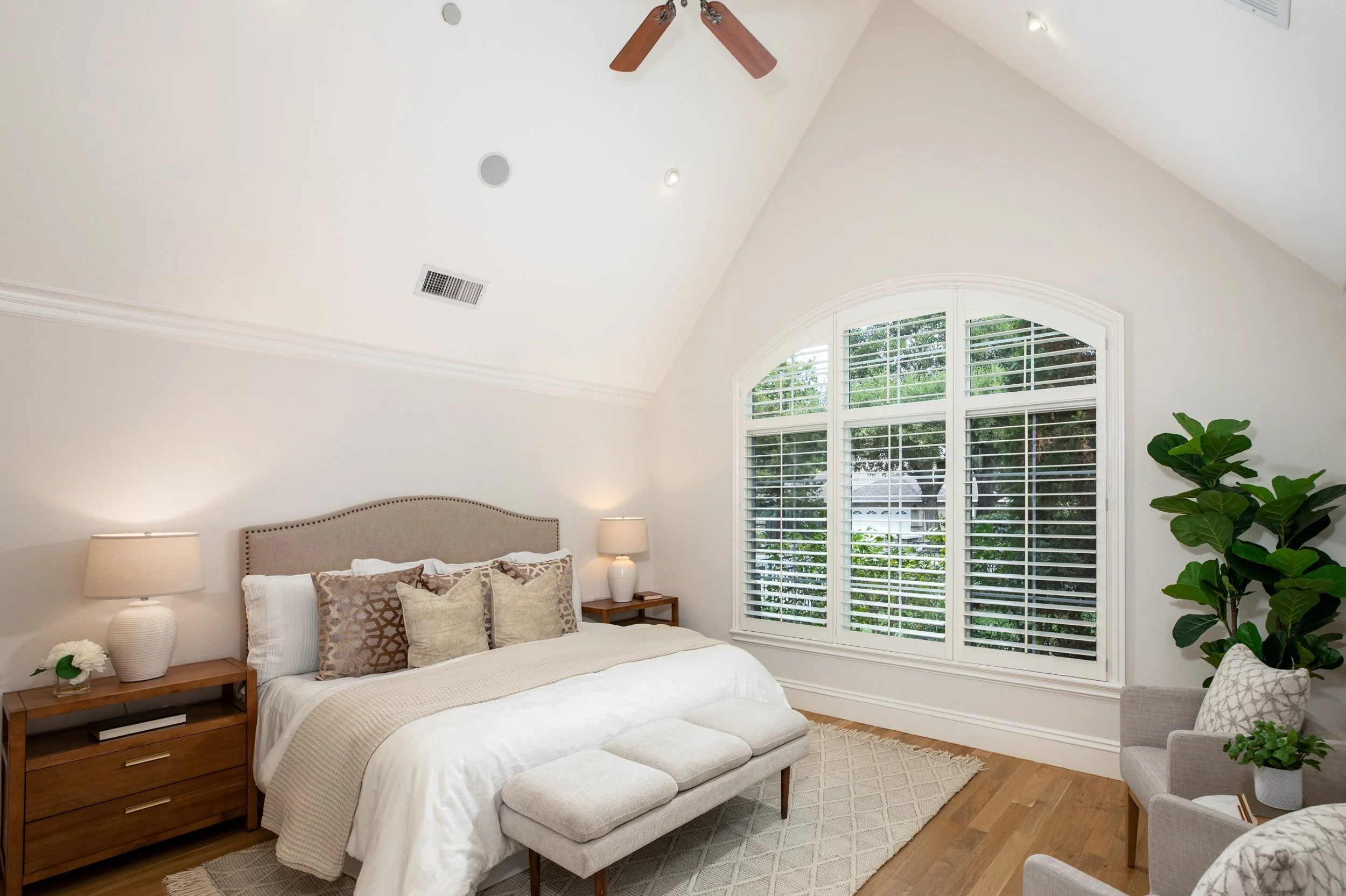 23-Linden_Matt_Anello-6770-2-MLS.jpg