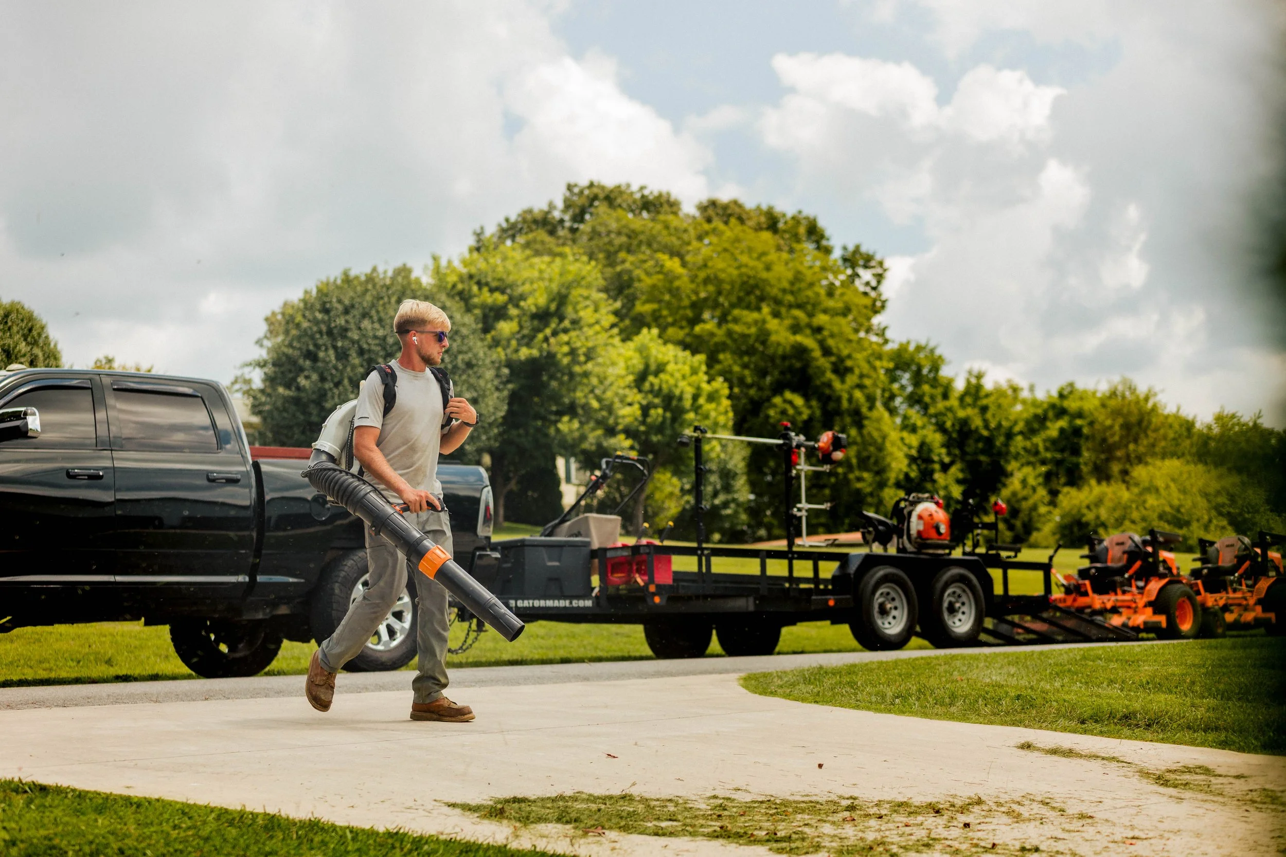 APM-Lawncare3.jpg