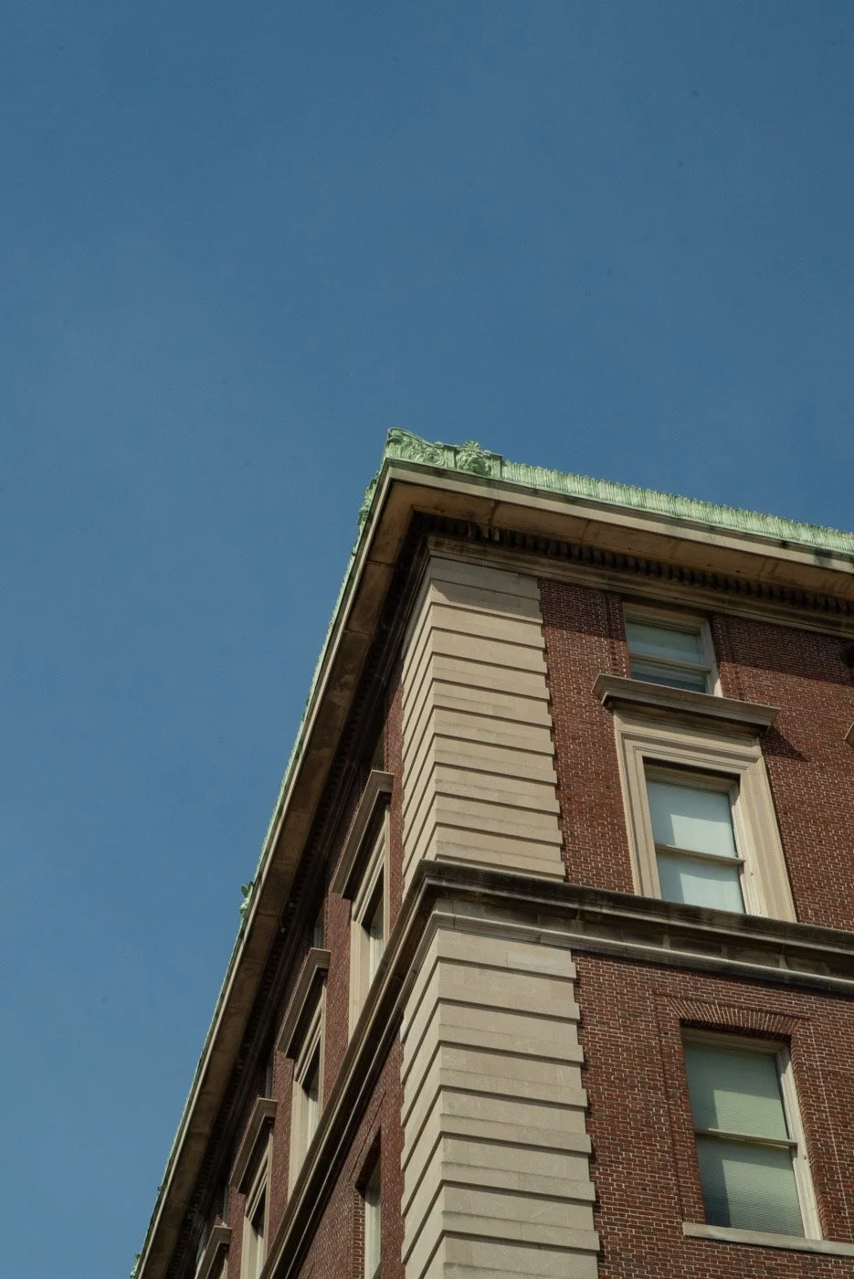 corner building.jpg