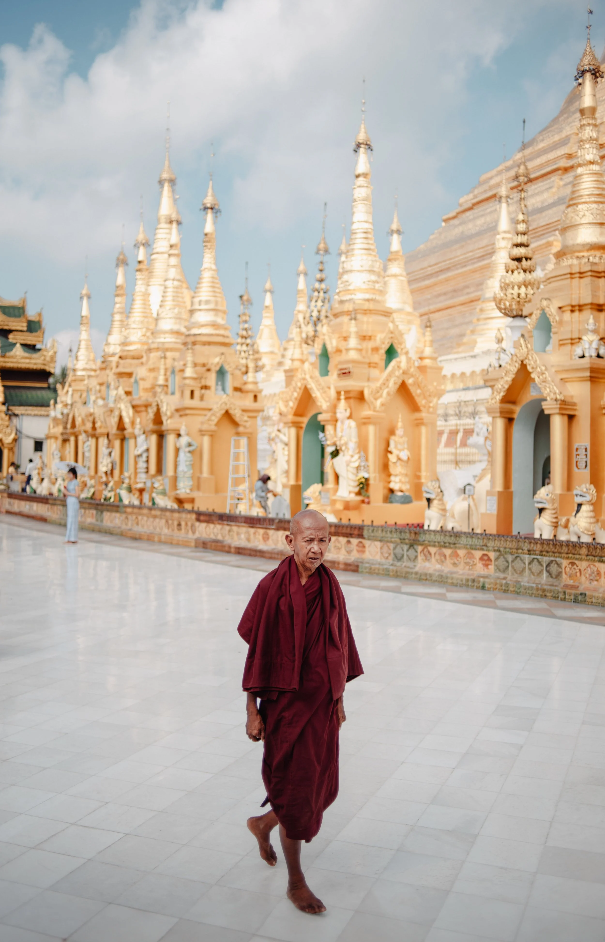 Shwedagon (18 of 68).jpg