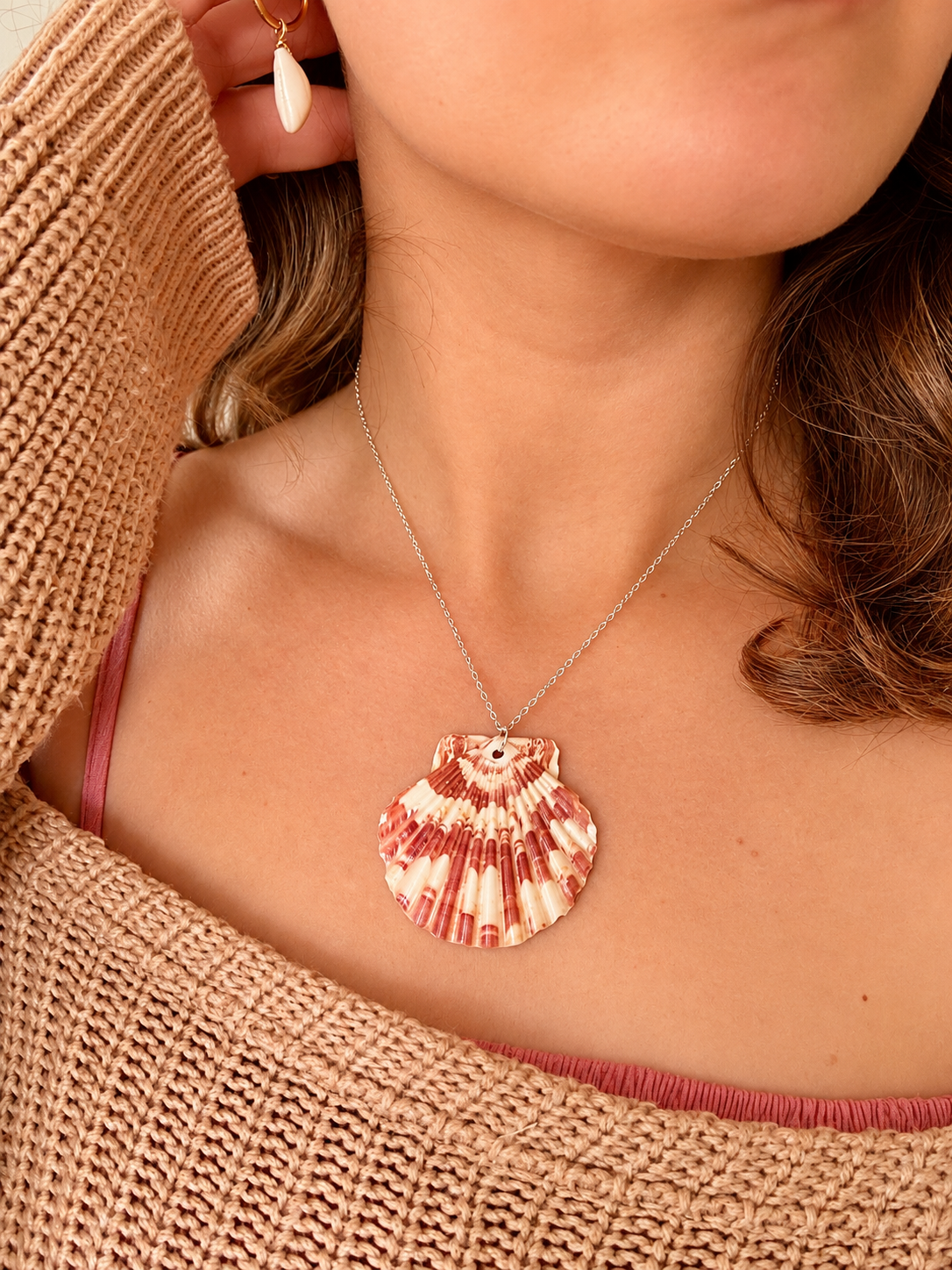 Nohea silver shell necklace.png