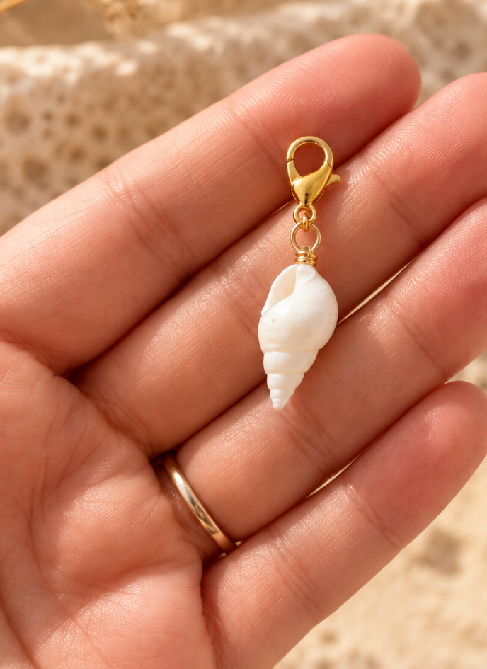 Elua Seashell Charm