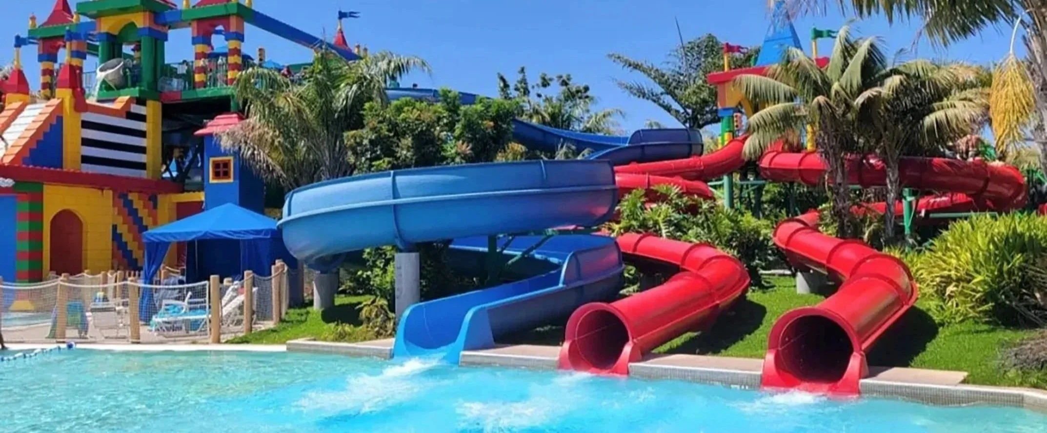 CommercialAquatics_waterslides_pool_2024_2025_2026_red.jpg