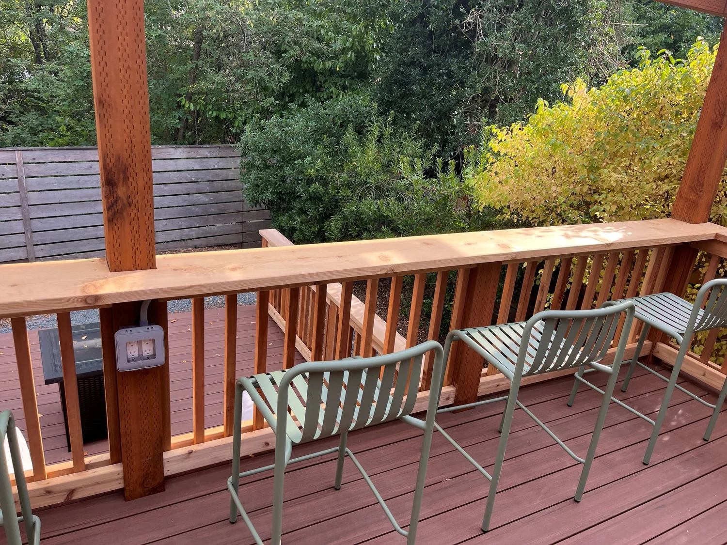 Composite deck with cedar railings in Seattle