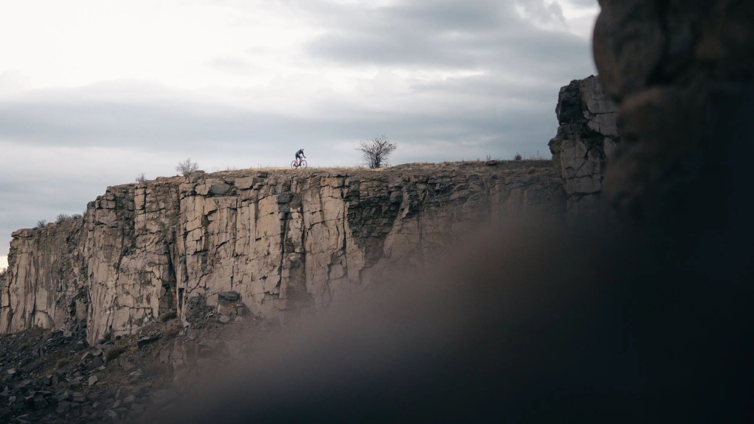 Gravel Cycling along a Rocky Ridge