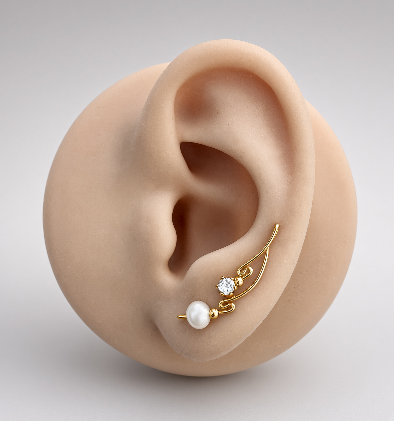 EAR-UPS - "ANGELINA" - GOLD AND GENUINE FRESHWATER PEARL