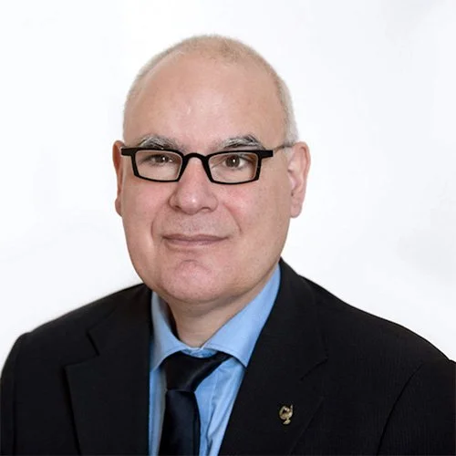 Pfr. Prof. Lukas Kundert