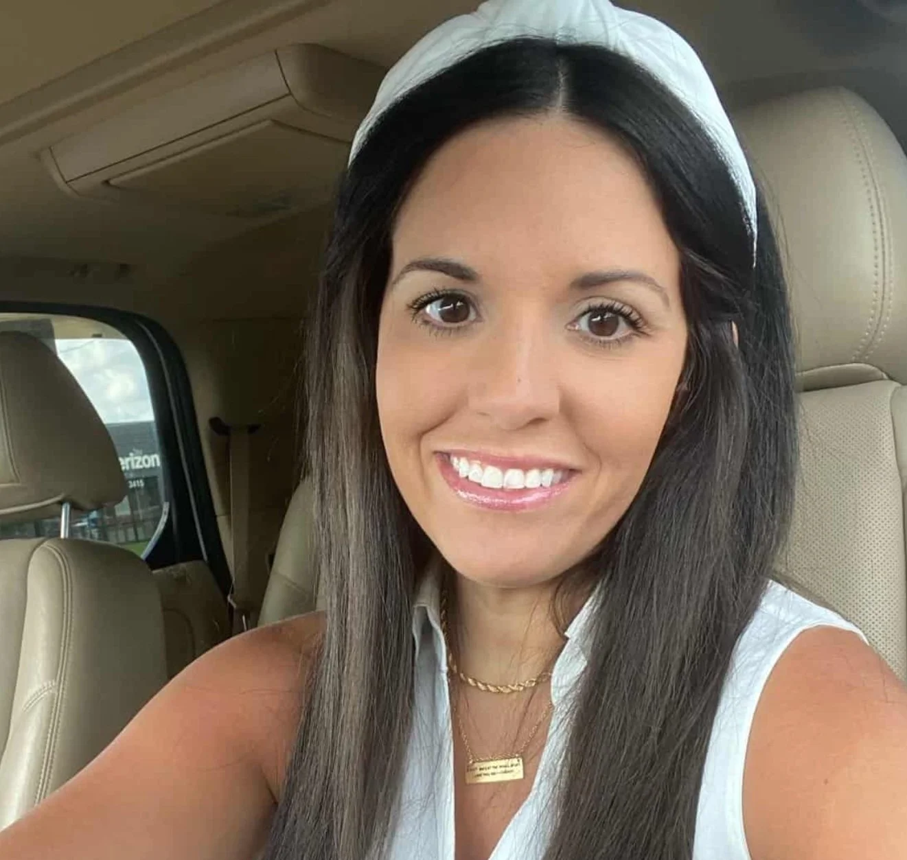 Smiling mom in the car
