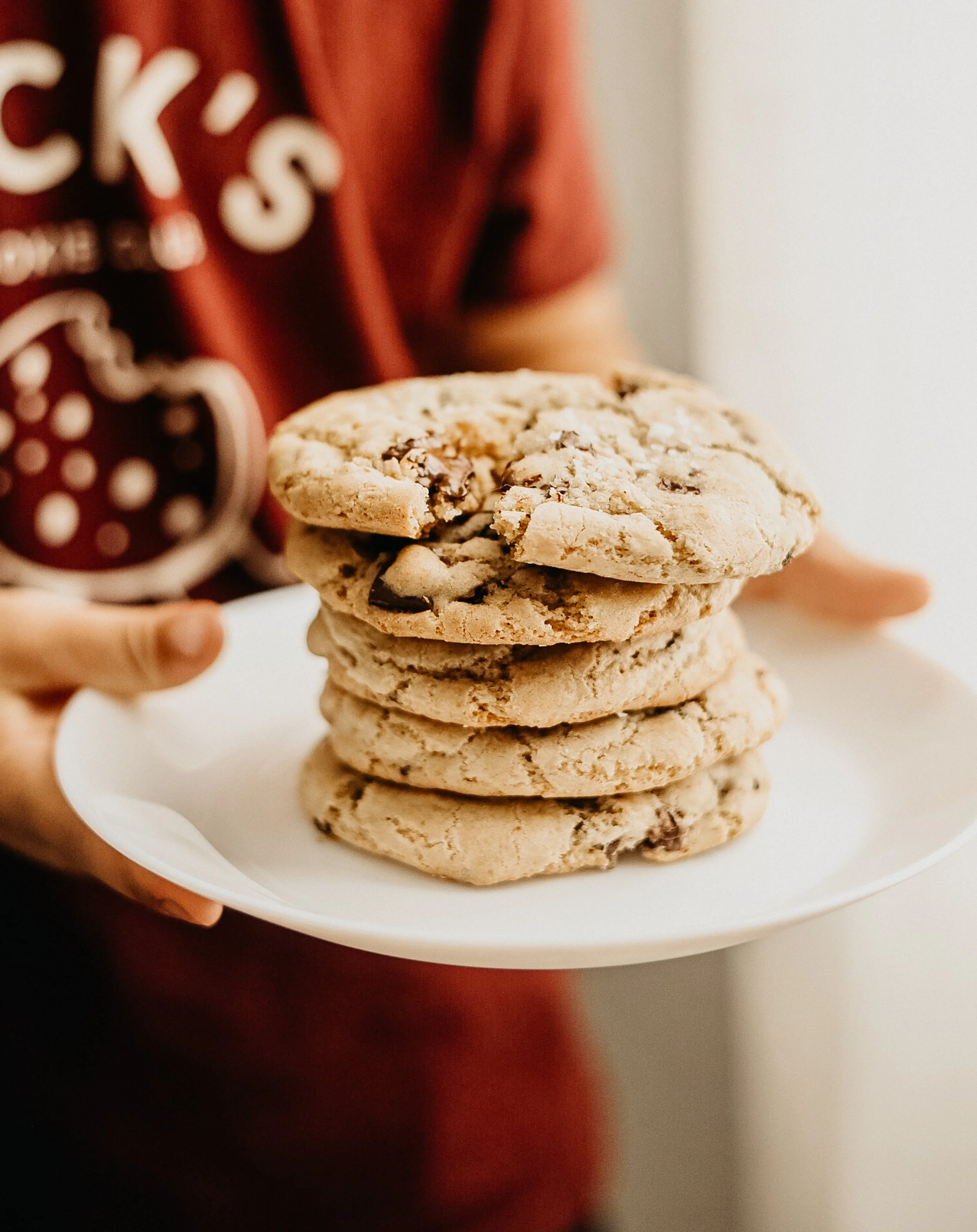 Six Classic Chocolate Chip Cookies