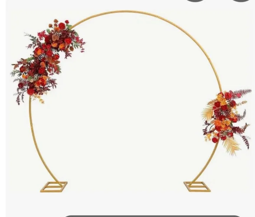 Golden Circle Archway