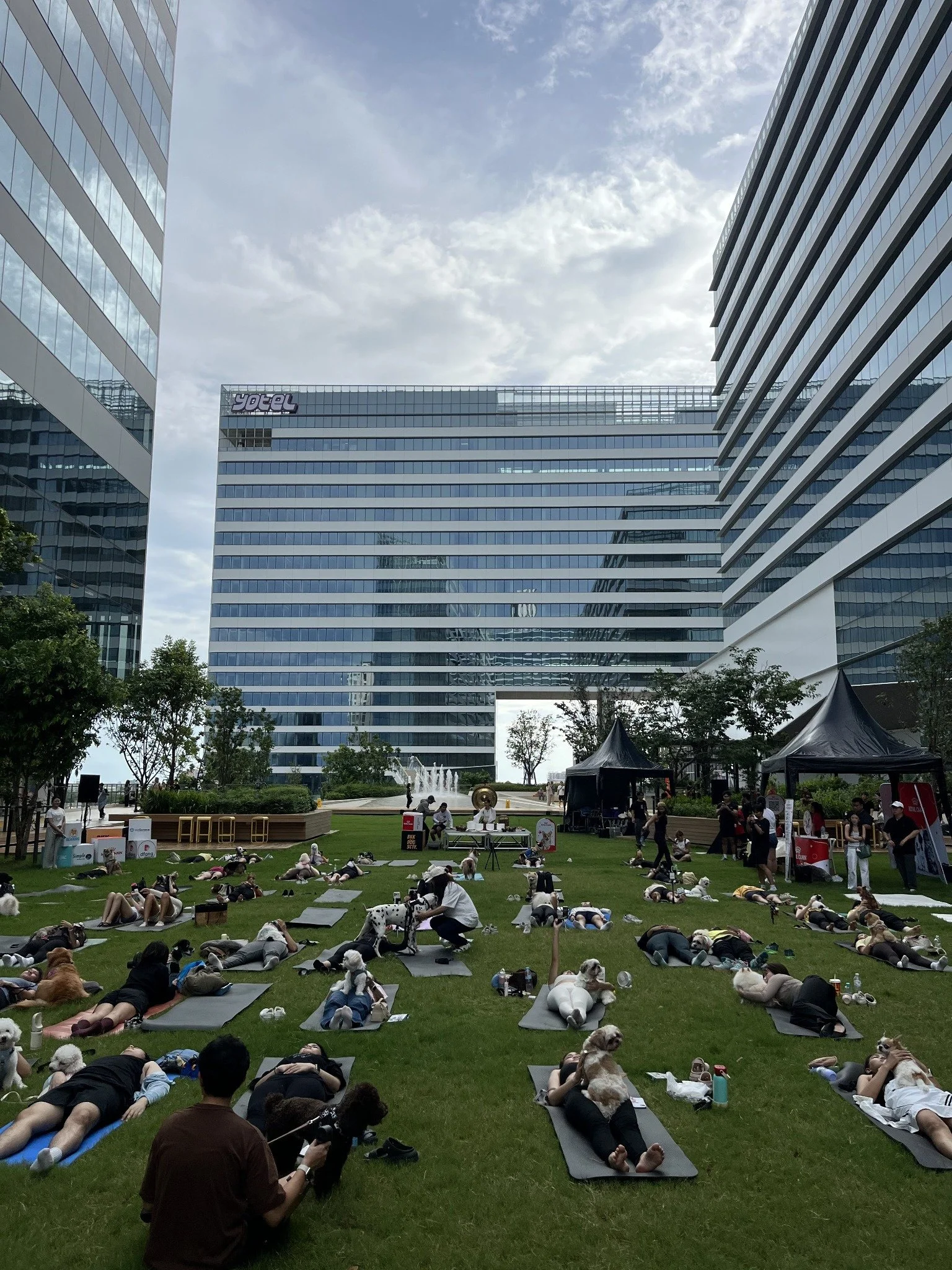 Outdoor_Wellness_Event.jpg