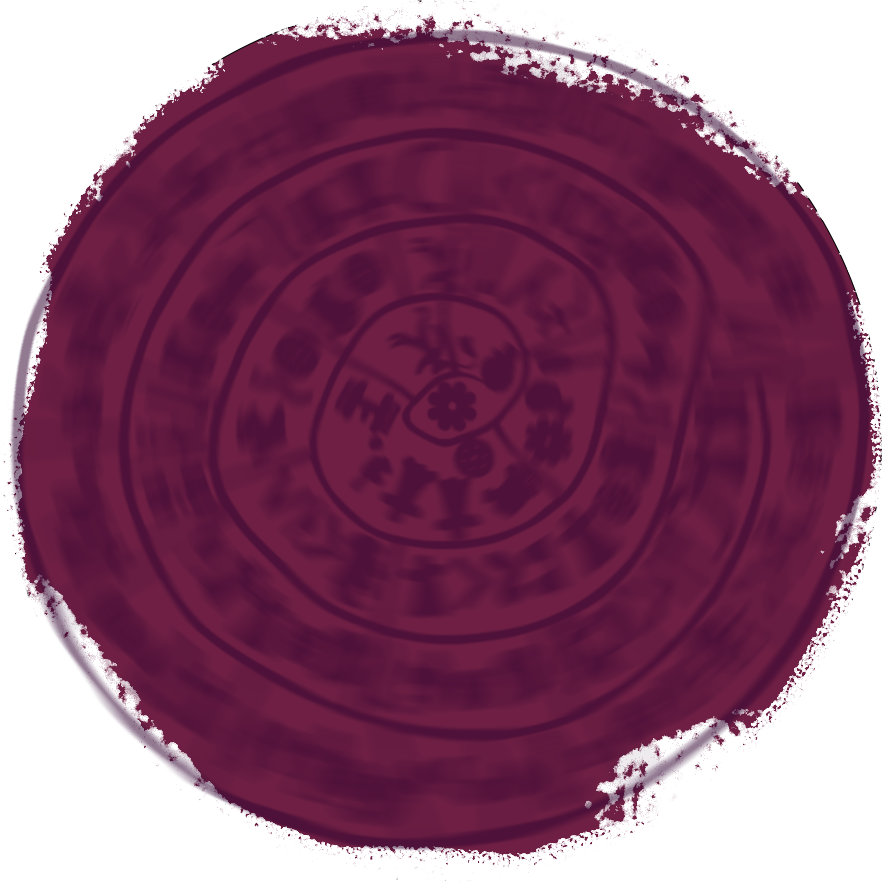 Close-up of a red onion with visible concentric rings.