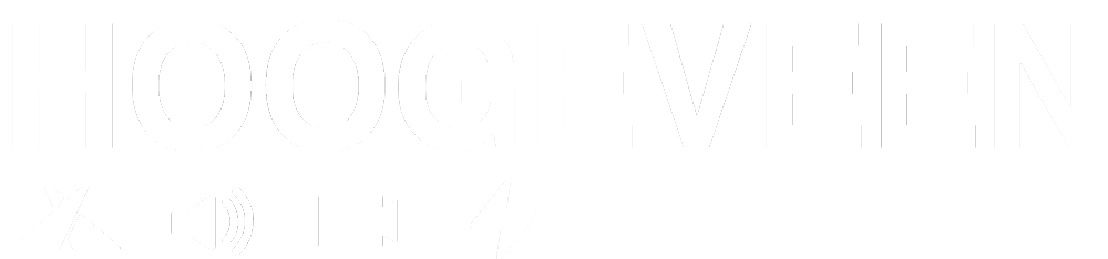 Wit woord ‘HOOGEVEN’ met pictogrammen voor gamen, geluid, video en elektriciteit op een zwarte achtergrond.