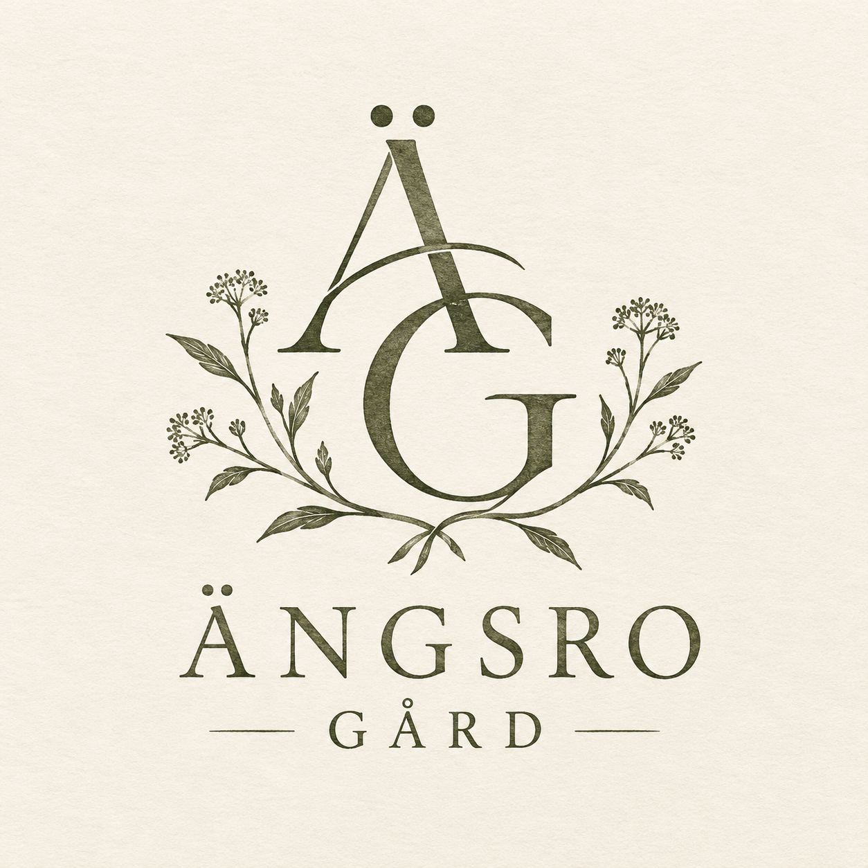 Logo botanique vintage avec les initiales « ÄG », des branches fleuries et le texte « ÄNGSRO GÅRD ».