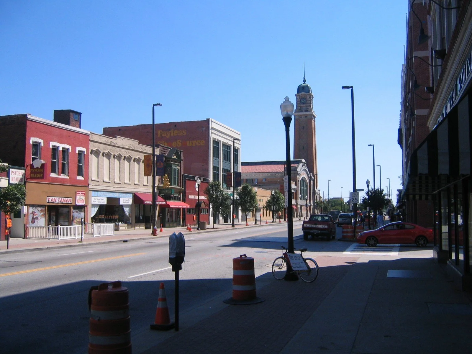 West 25th Street in Ohio City, Cleveland, in 2007, looking toward the West Side Market clock tower