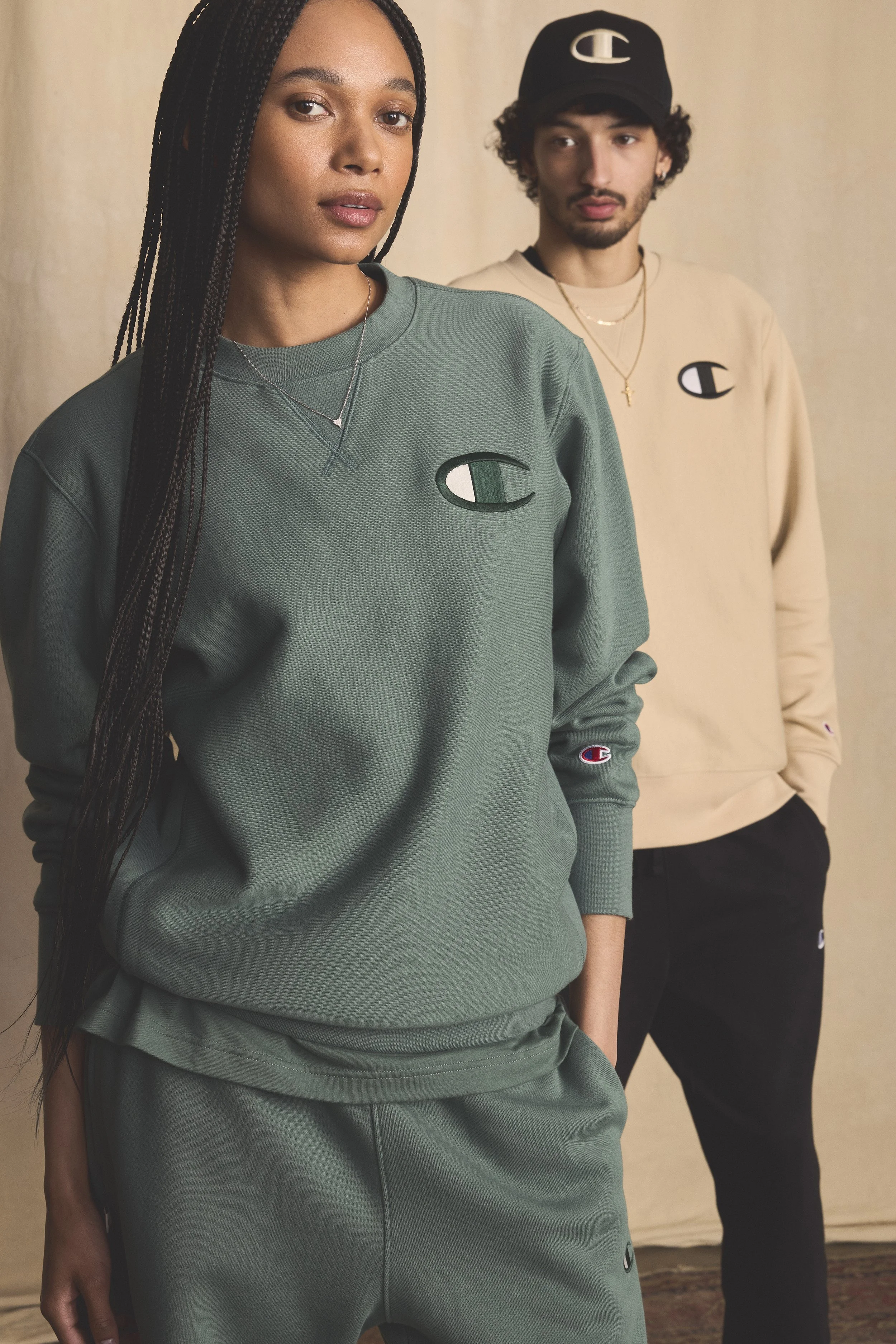 SHOT 4_CHMP-F25 _UNISEX CORE FLEECE_GROUP_0373_FINAL.jpg