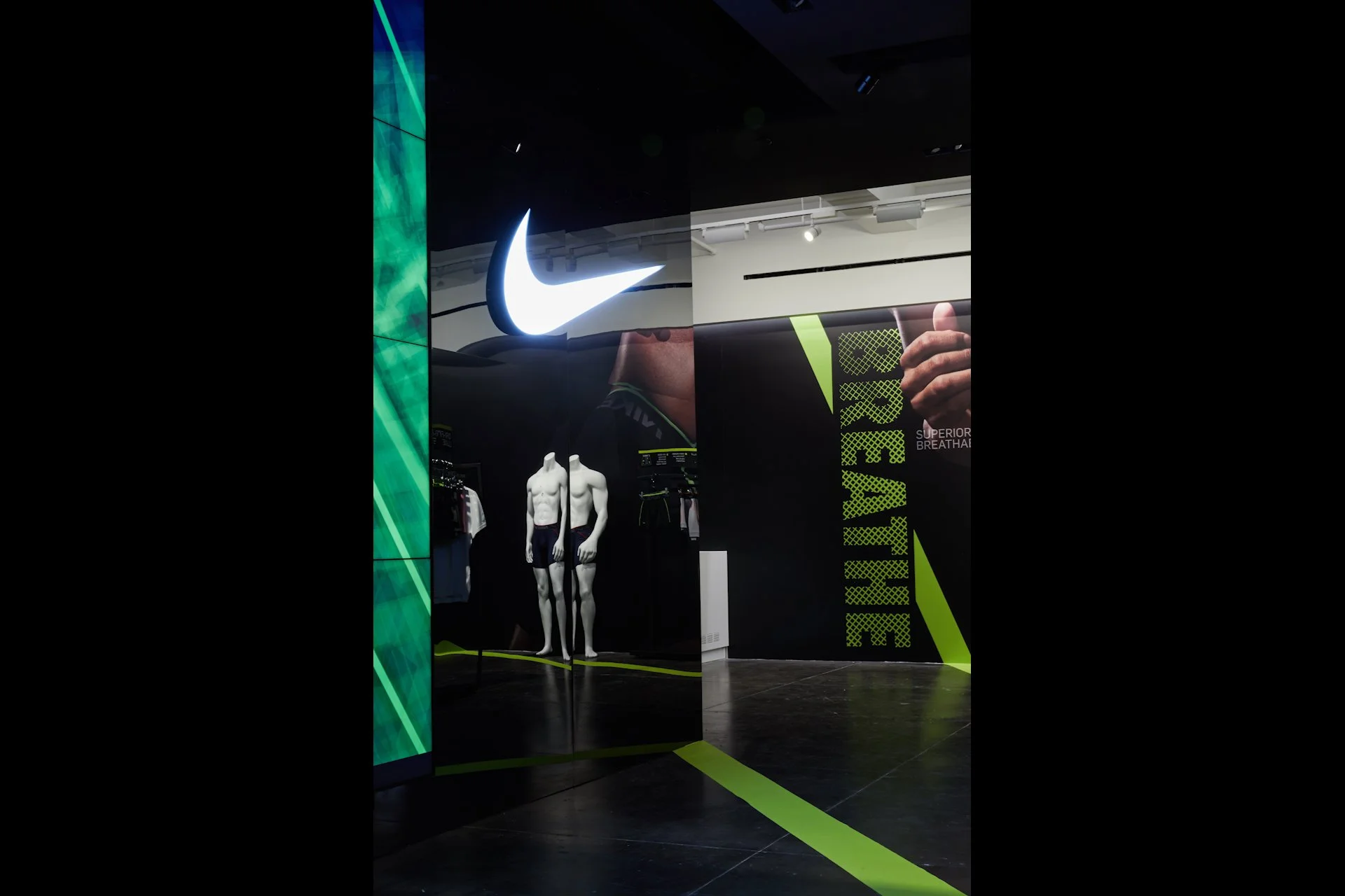 NIKE_Showroom_081.jpg