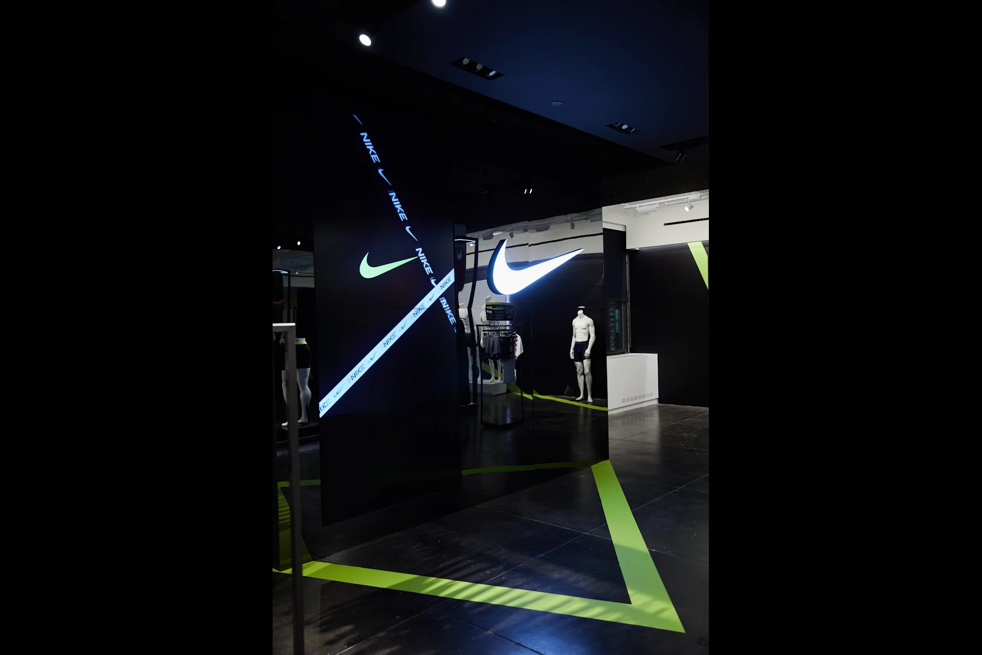 NIKE_Showroom_105.jpg