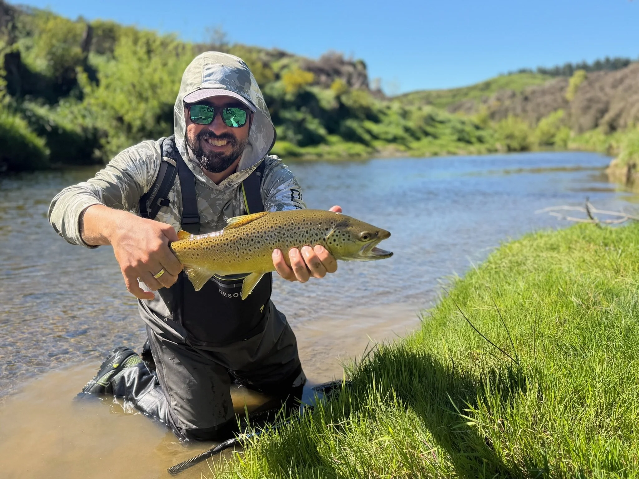 Guide-With-Trout-02.jpg