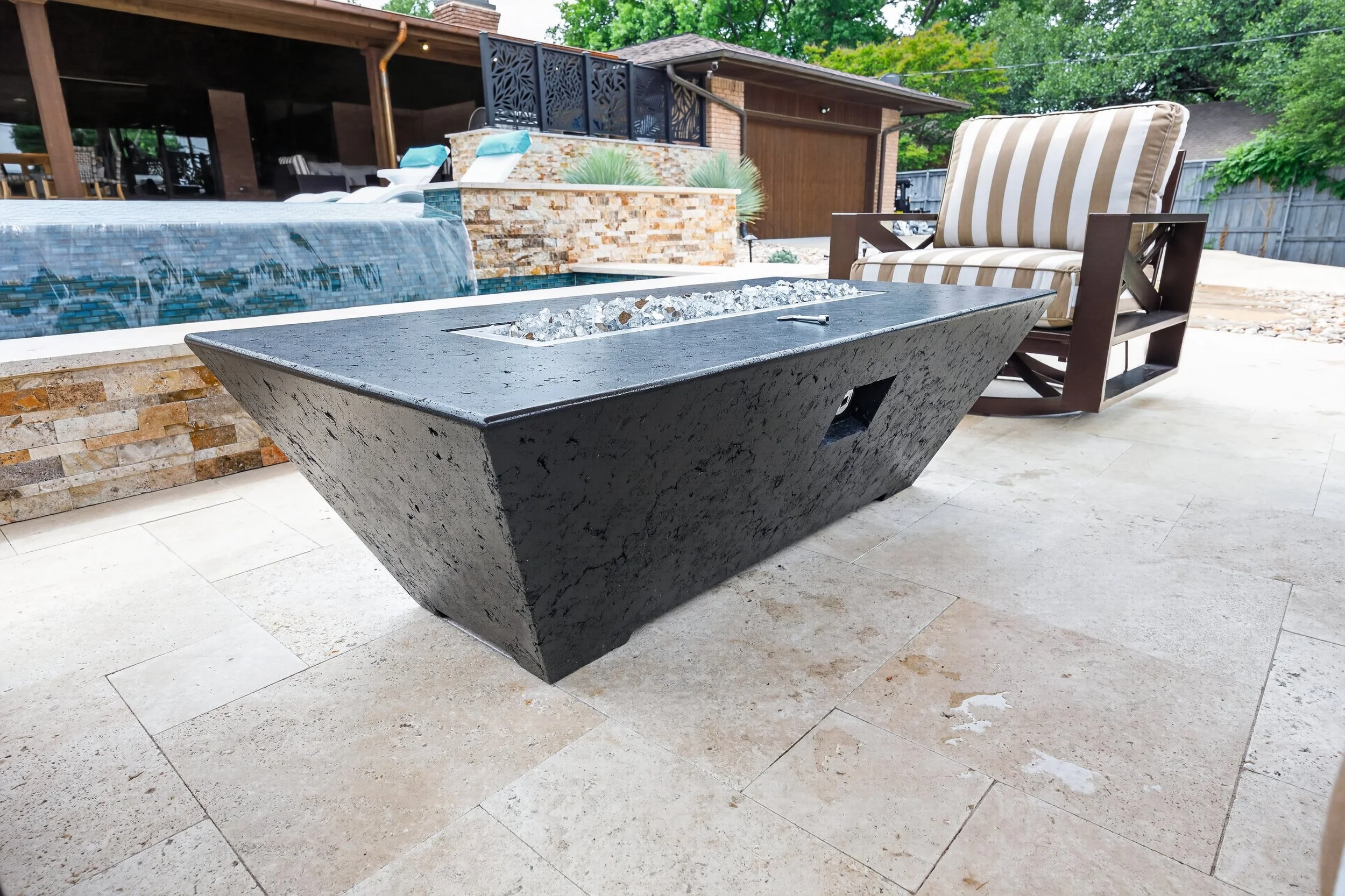 Ivory Pavers_Scabos Ledger_Pool by Texas Outdoor Oasis (17).jpeg