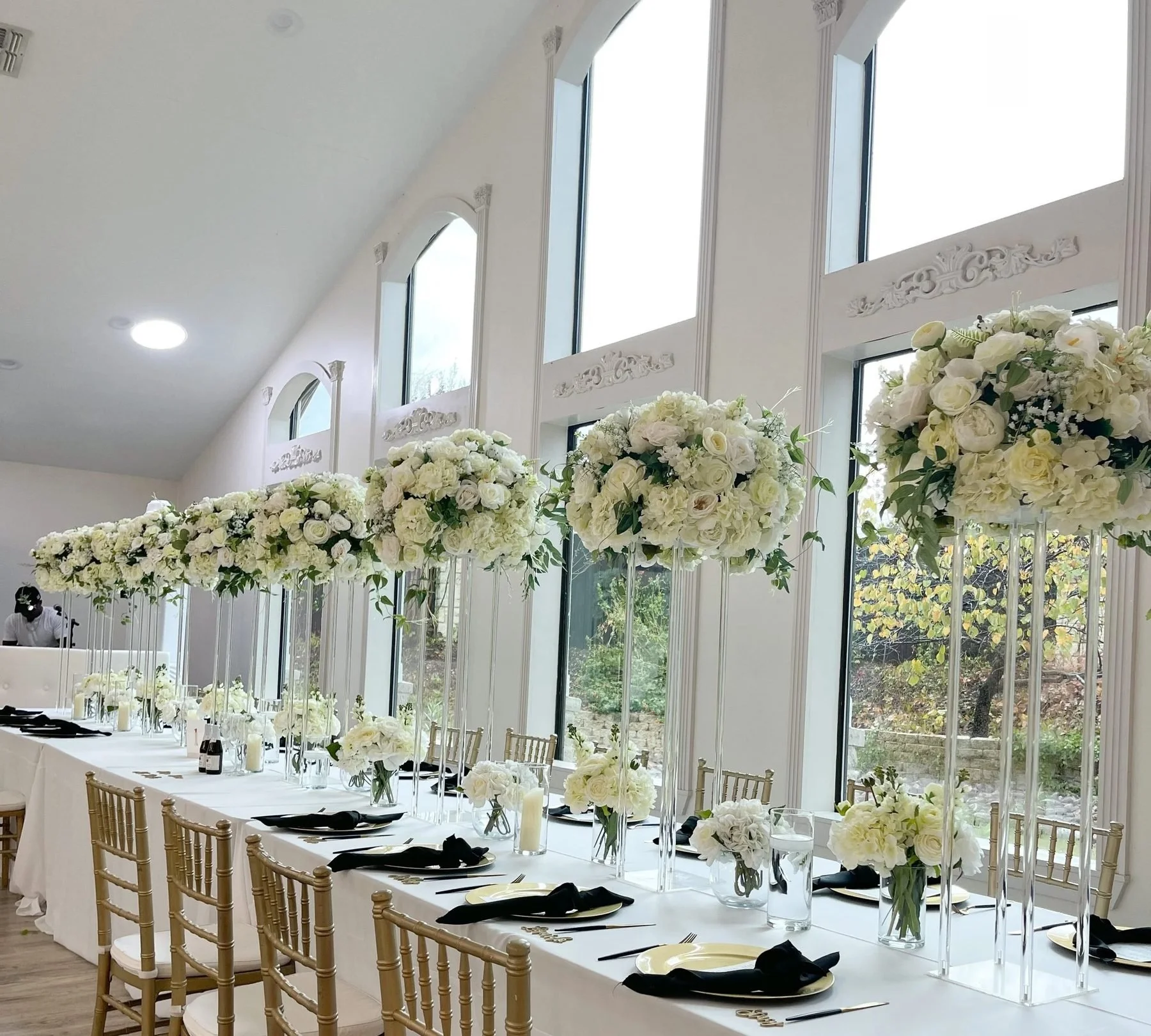 Bridal party table decor. Venue: The Brightton Abbey