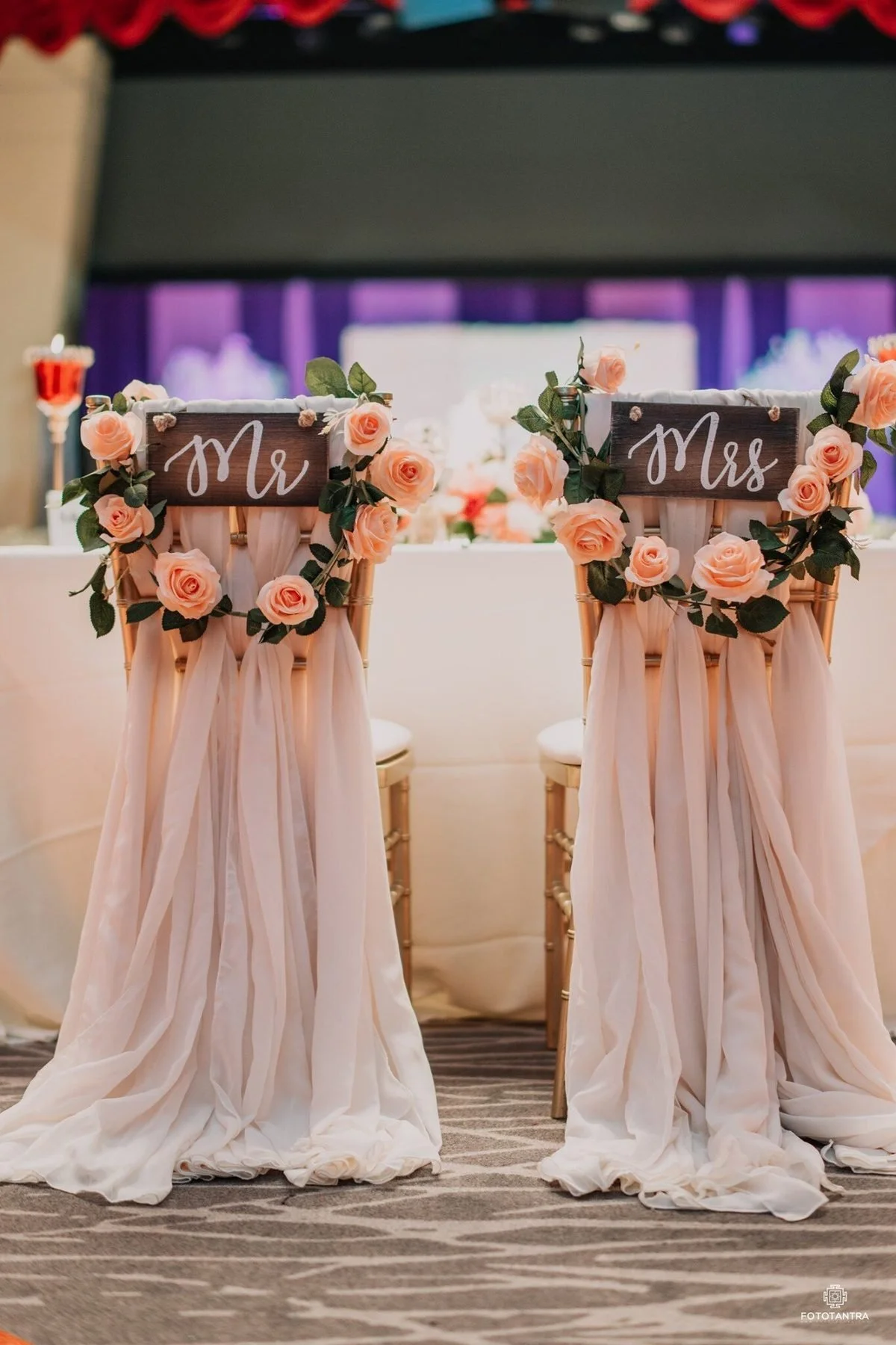gallery_25_sweetheart-chairs-florals.jpg