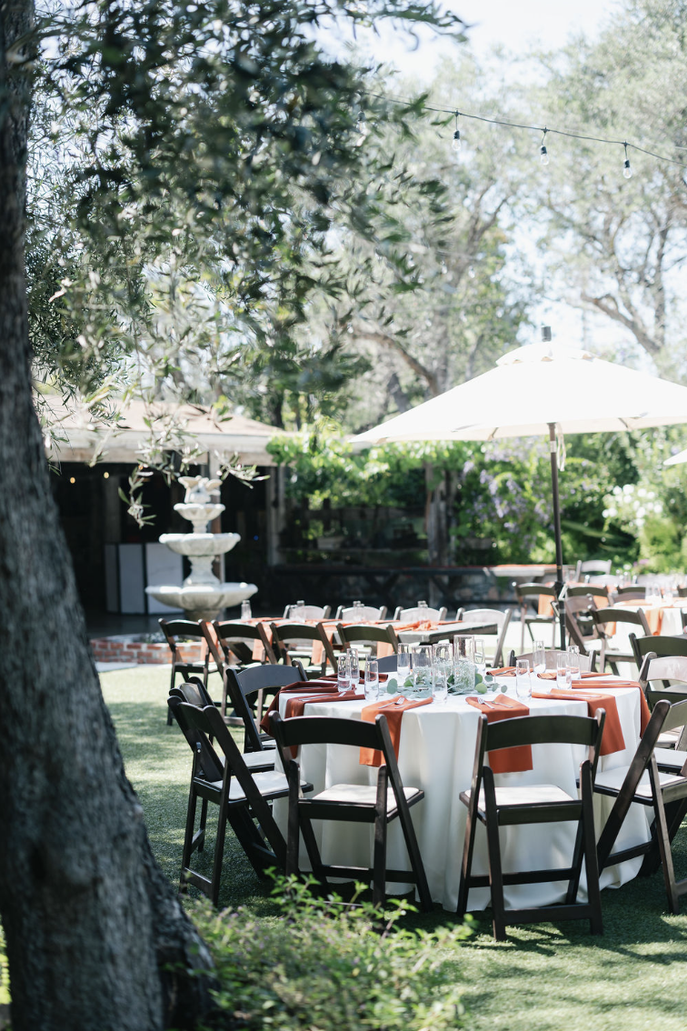 Outdoor dining at Bernardo Winery.