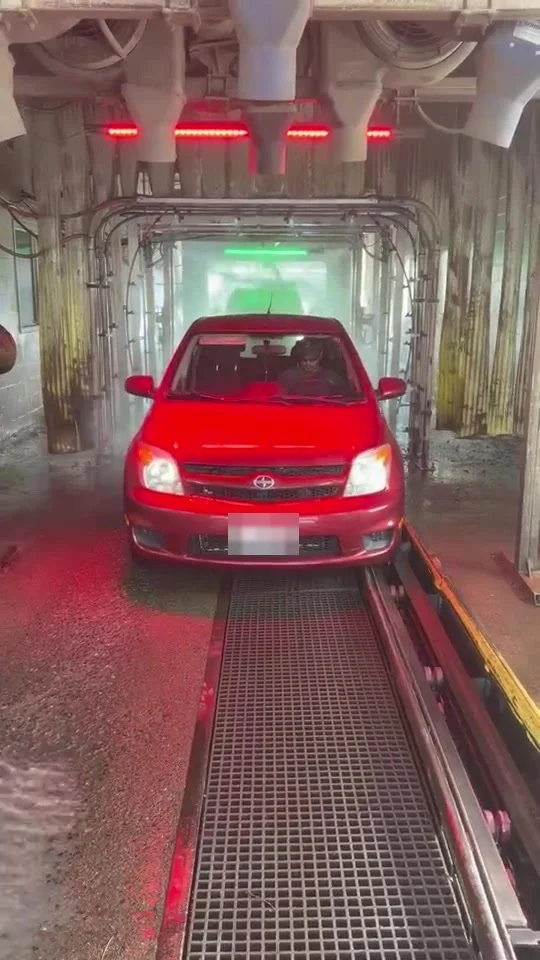 still-touchless-tunnel-red-car.jpg