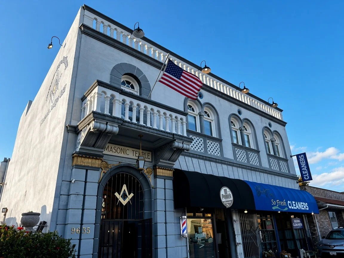 Entrance of the Culver City Masonic Temple, 9635 Venice Blvd