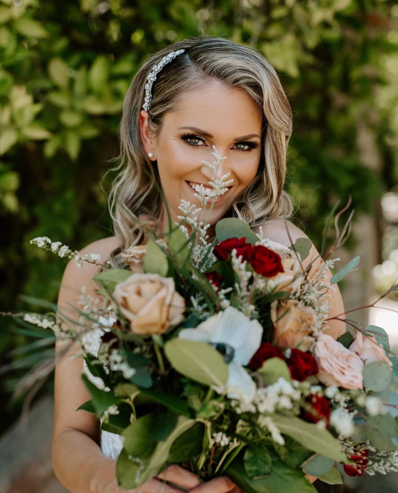 Napa Bridal Hair and makeup artist. Las Vegas Glam squad. The Glam Company for corporate events. San Francisco Makeup artist. Reno wedding Hairstylist. San Diego wedding hair and makeup. Special event glam in Los Angeles. Palm Spring Hair and makeup.