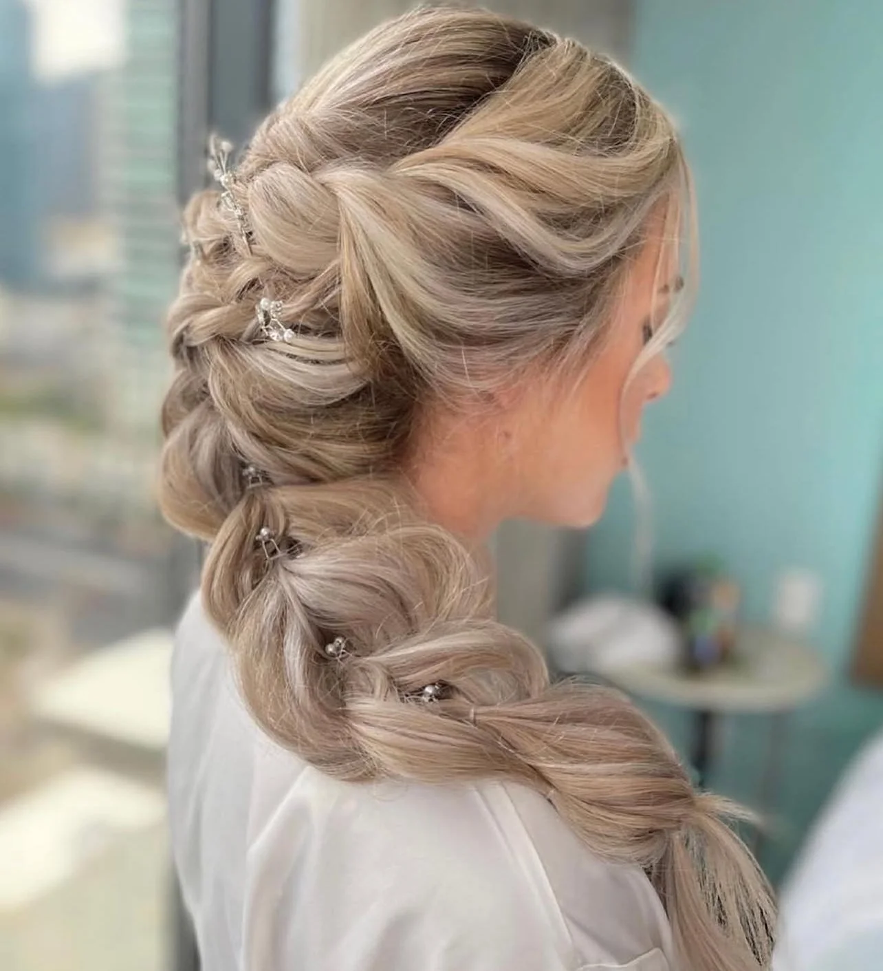 Napa Bridal Hair and makeup artist. Las Vegas Glam squad. The Glam Company for corporate events. San Francisco Makeup artist. Reno wedding Hairstylist. San Diego wedding hair and makeup. Special event glam in Los Angeles. Palm Spring Hair and makeup.