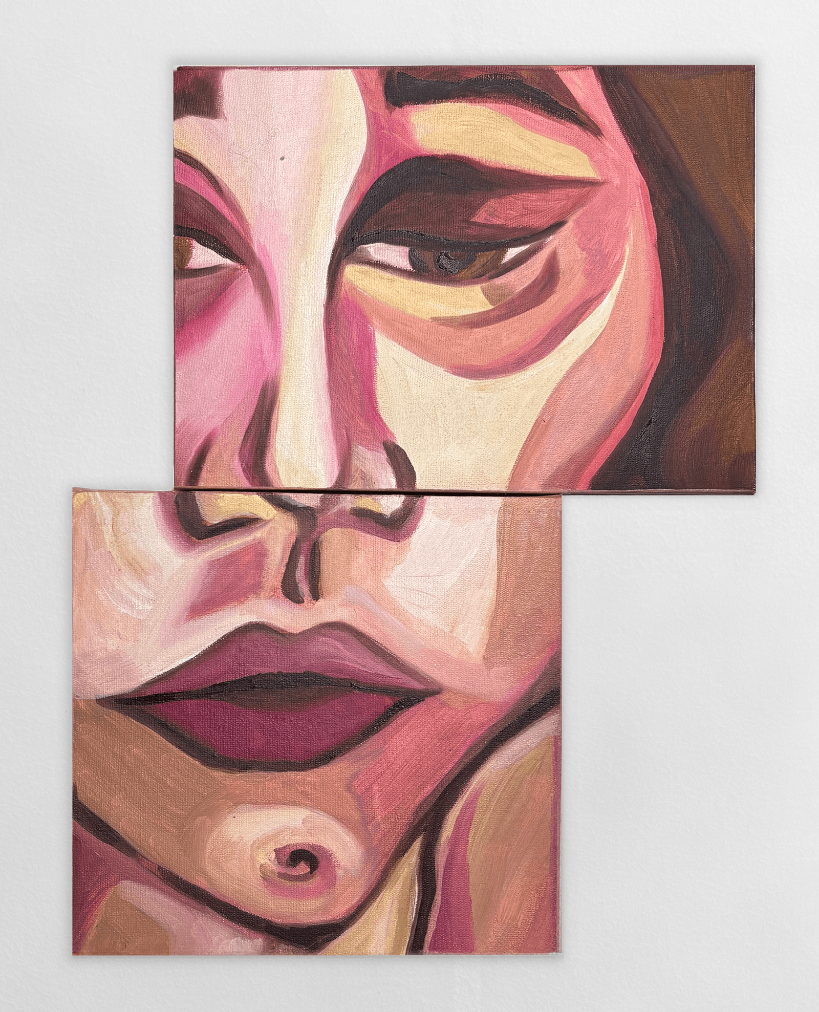 Retrato estilizado de uma mulher com olhos fechados, usando batom escuro, feita com cores quentes e pinceladas expressivas.
