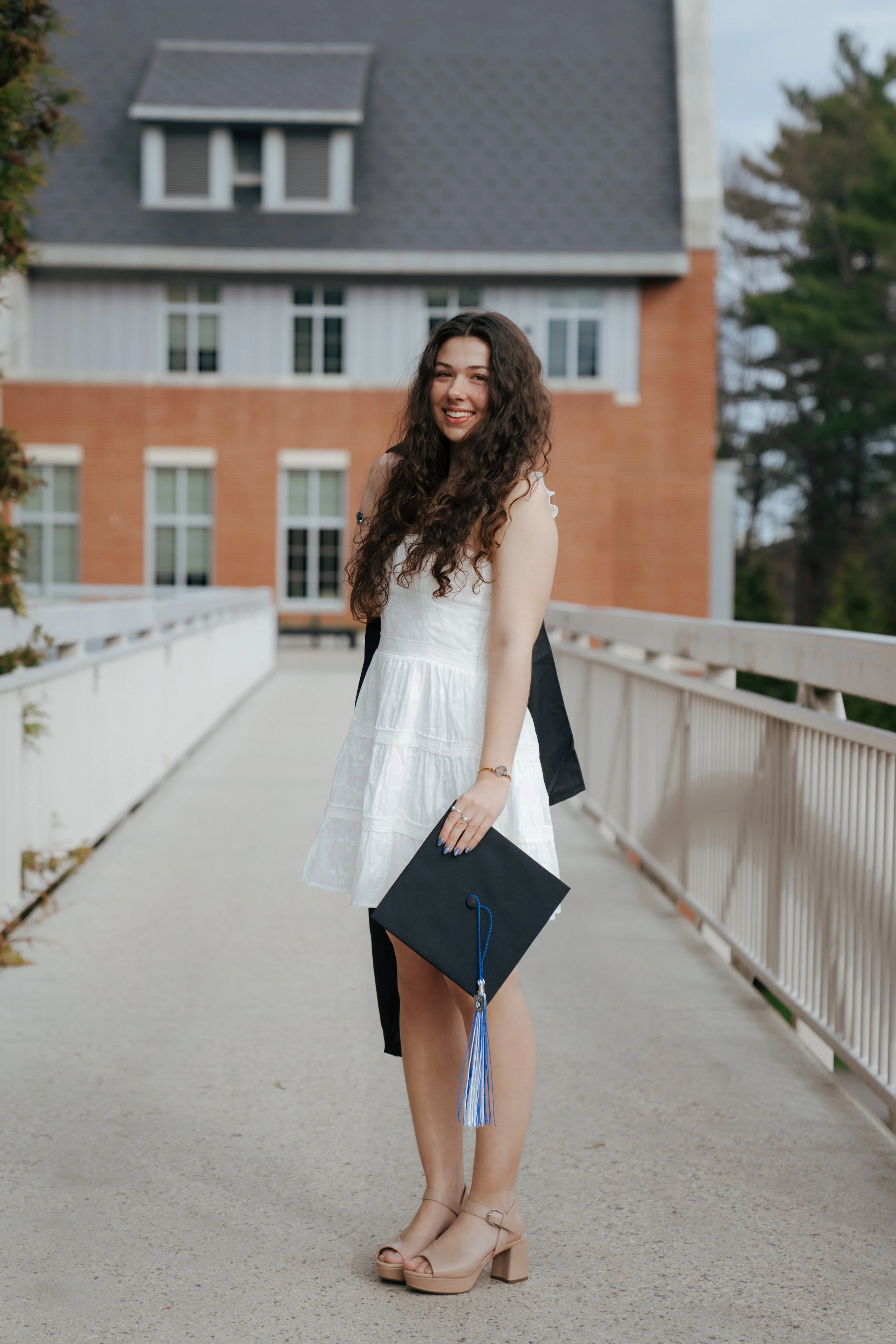 AlyssaC_SeniorPic_Moores-65.jpg