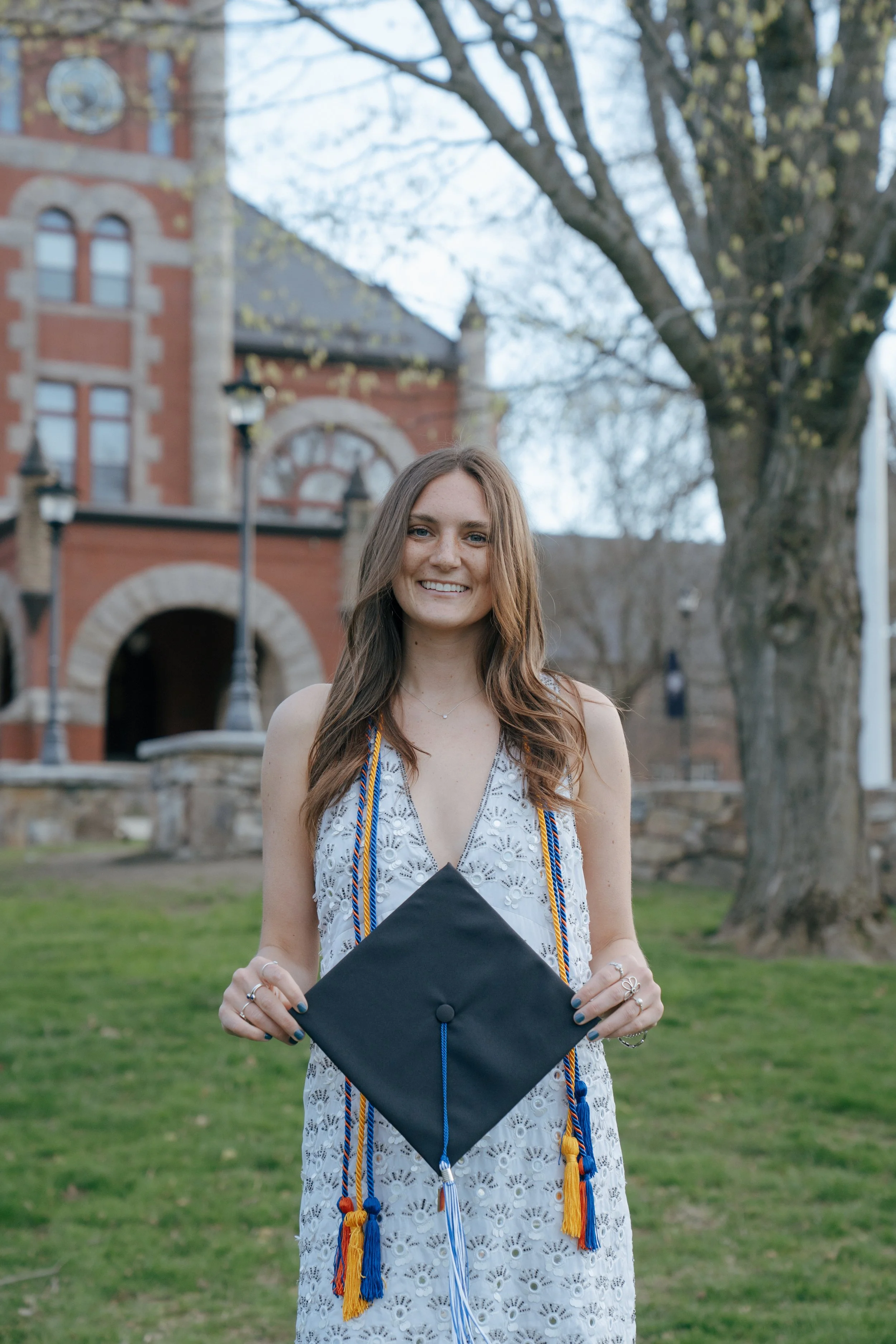 Phoebe&Friends_SeniorPic_Moores-093.jpg