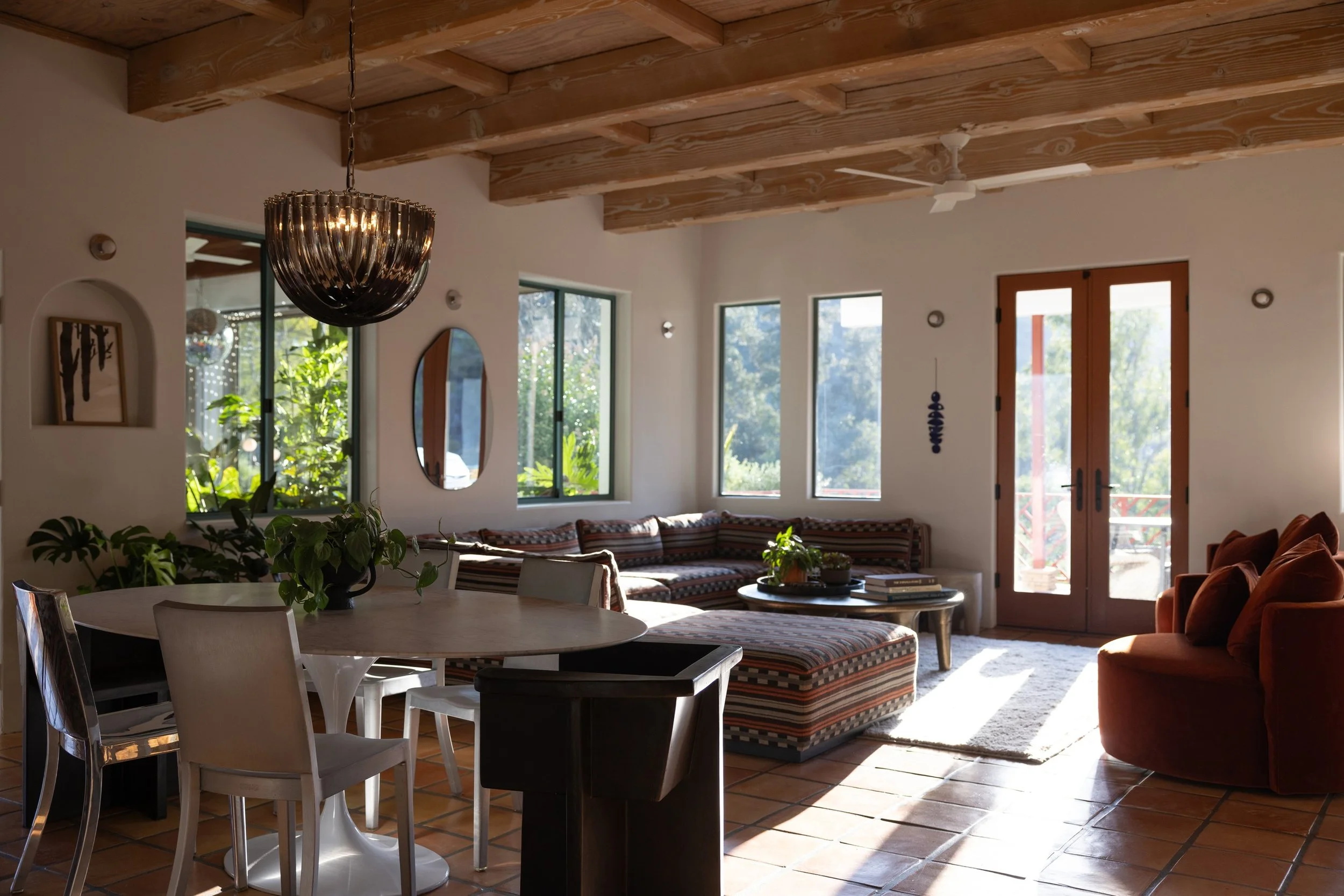  Going to California  Saltillo tile, exposed wood beams, and sculptural furnishings in an “ancient future” mountain home.