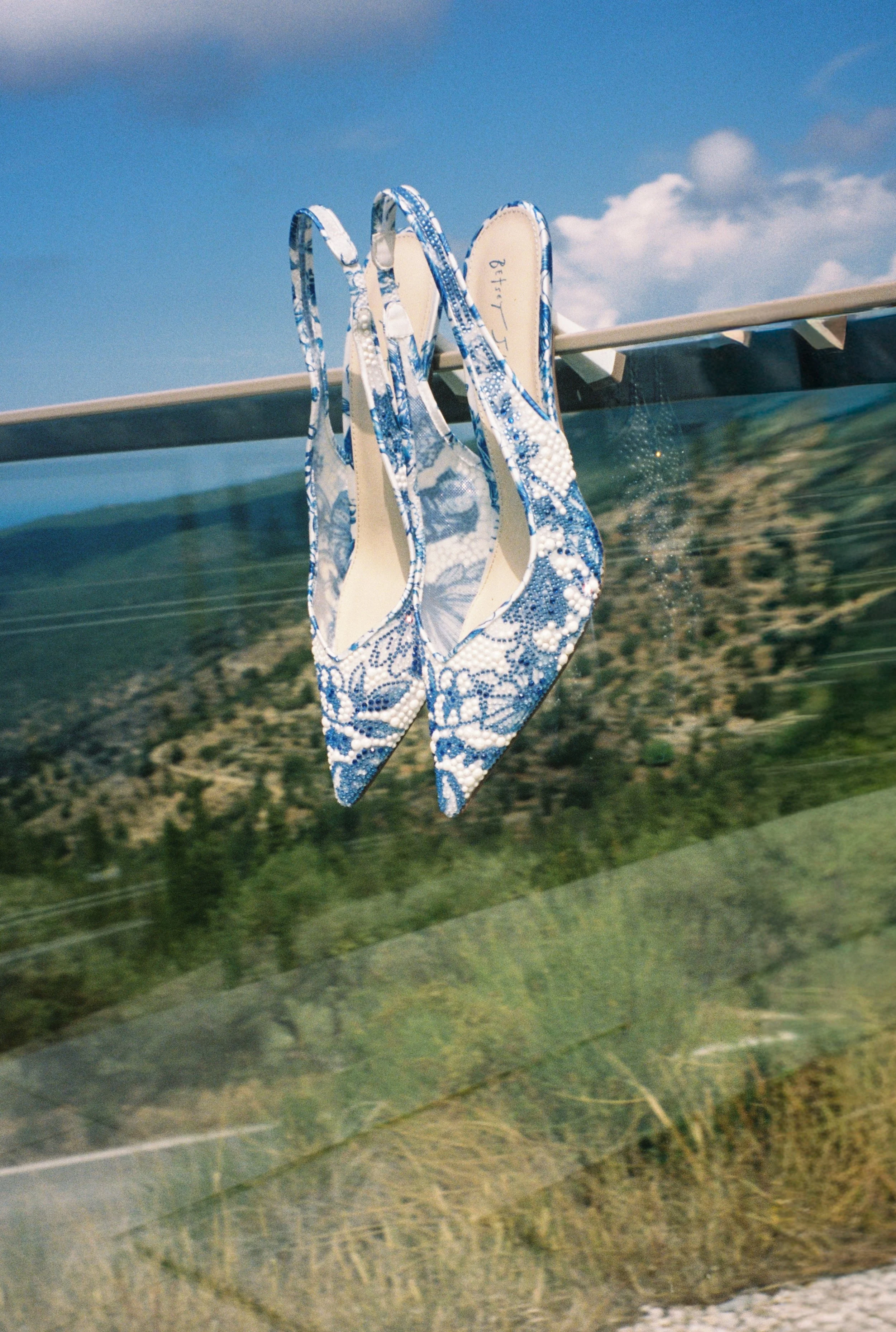 22065_025.jpg