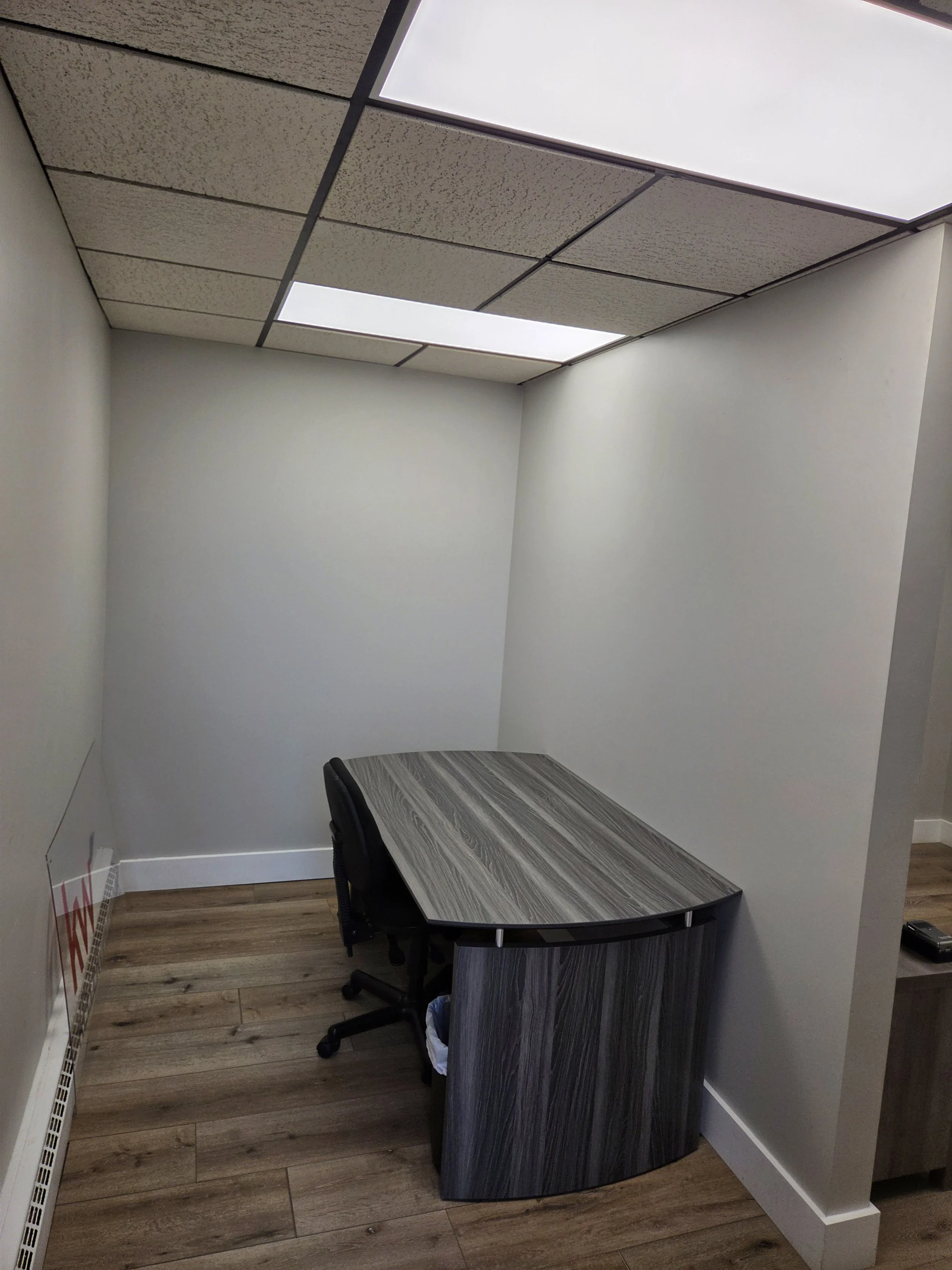 Semi-private work area