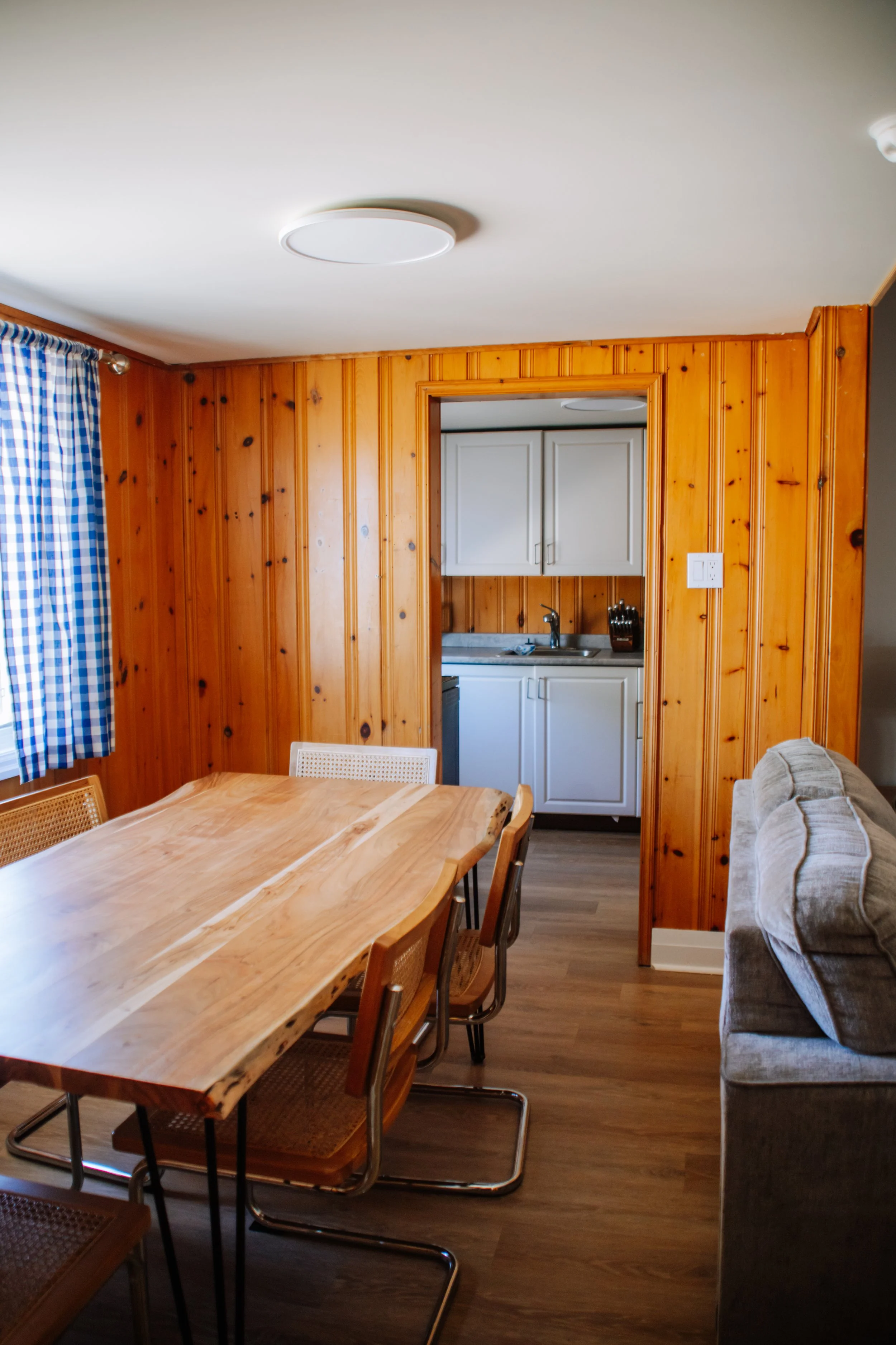 Cottage 13-37.jpg