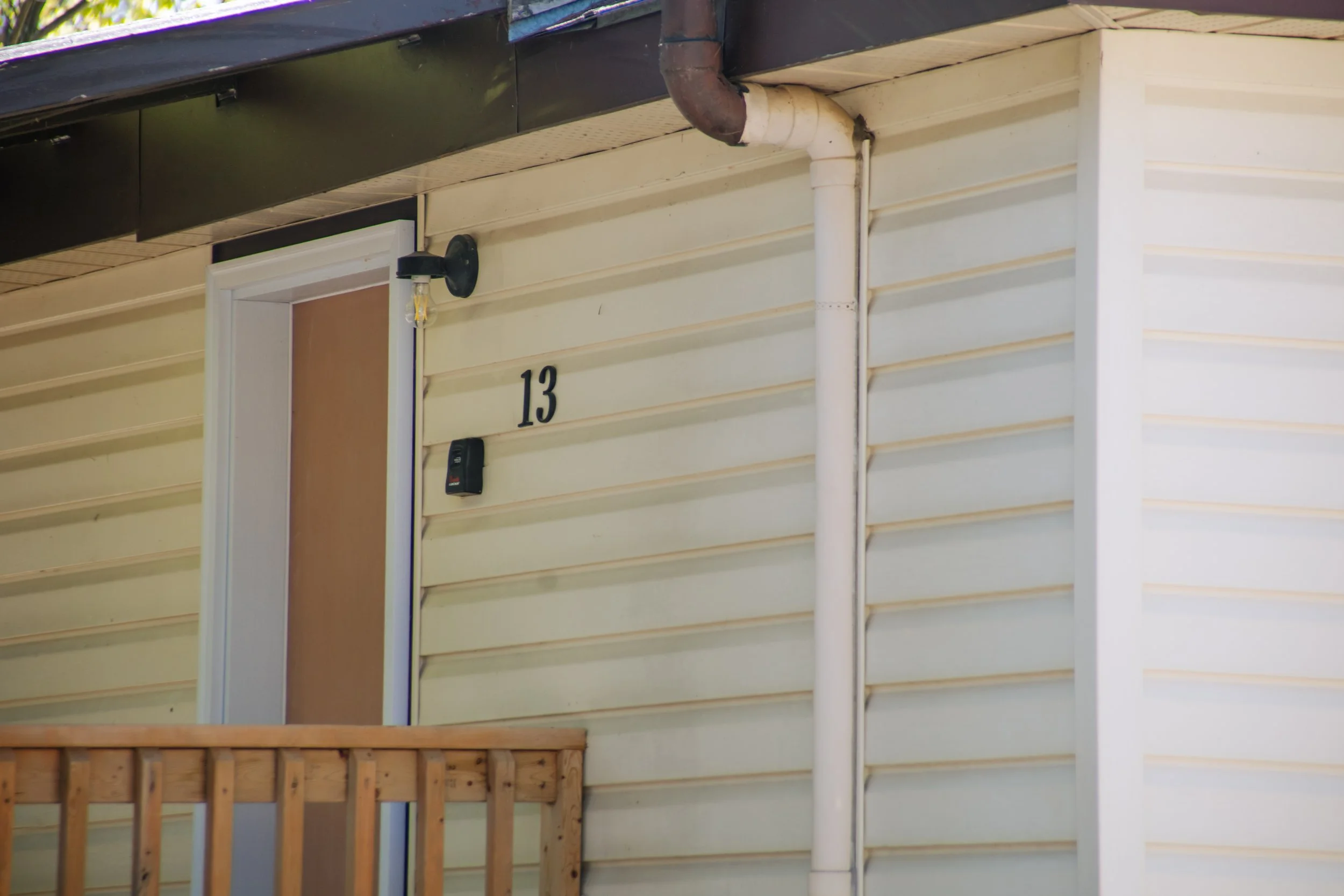 Cottage 13-01.jpg