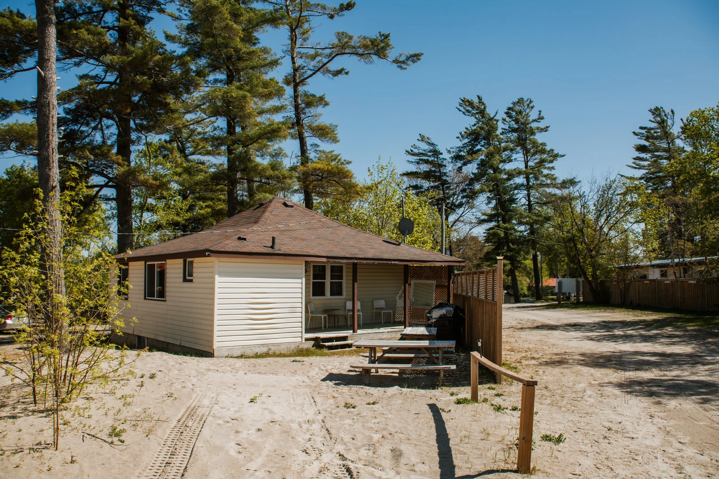 COTTAGE 13