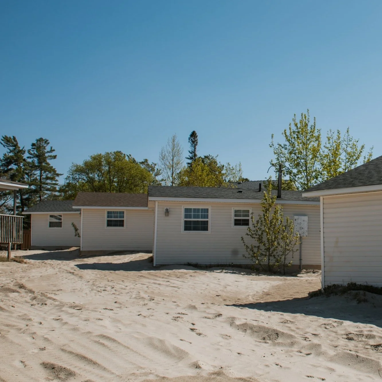 COTTAGE 3