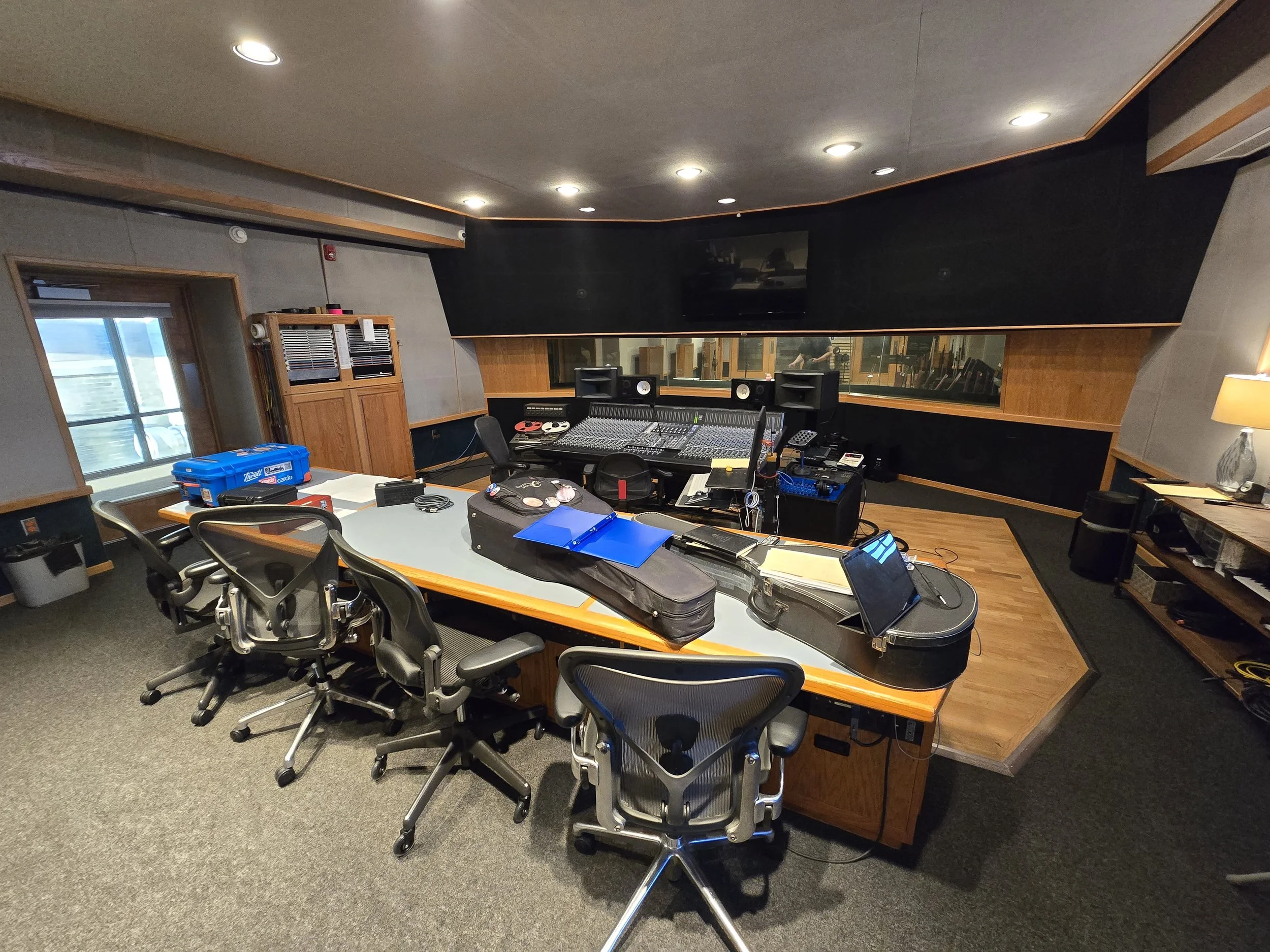 Arrythmia Pod Desk.jpg