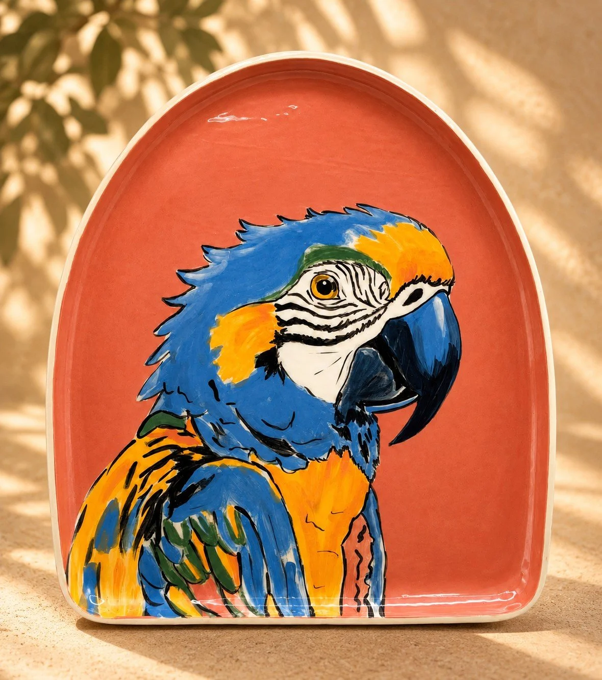 07_macaw_tray.jpg