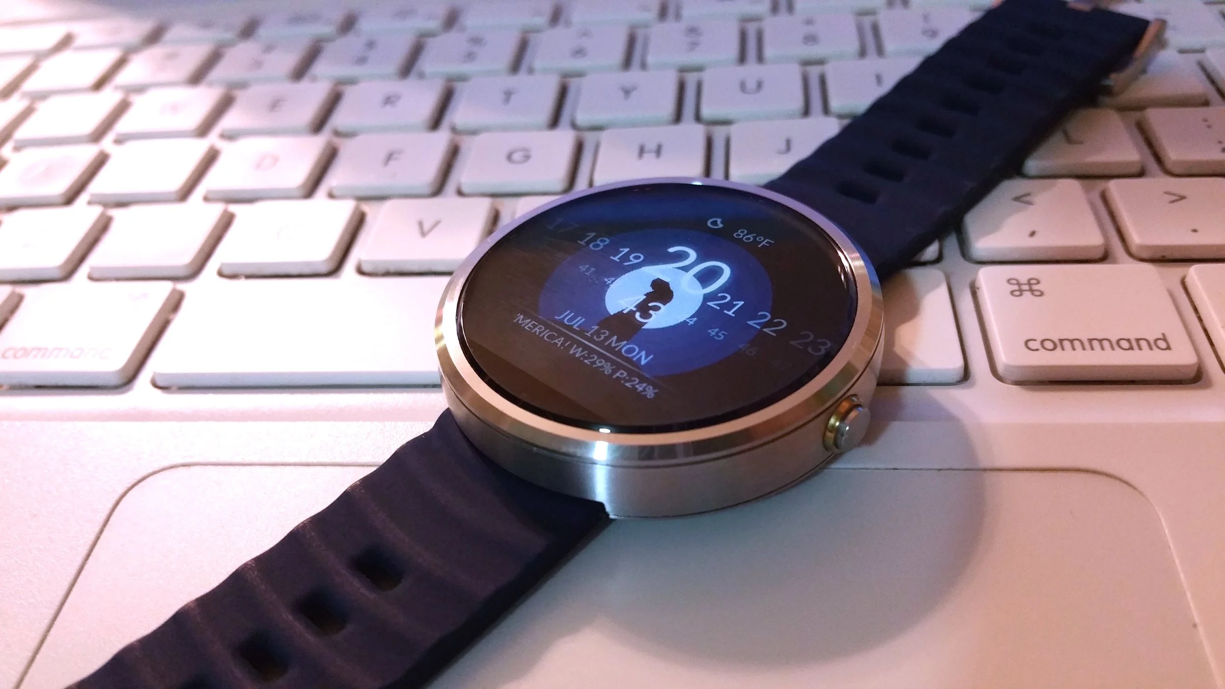 Minimal Elegant Little Worlds Watch Face just keeps getting better