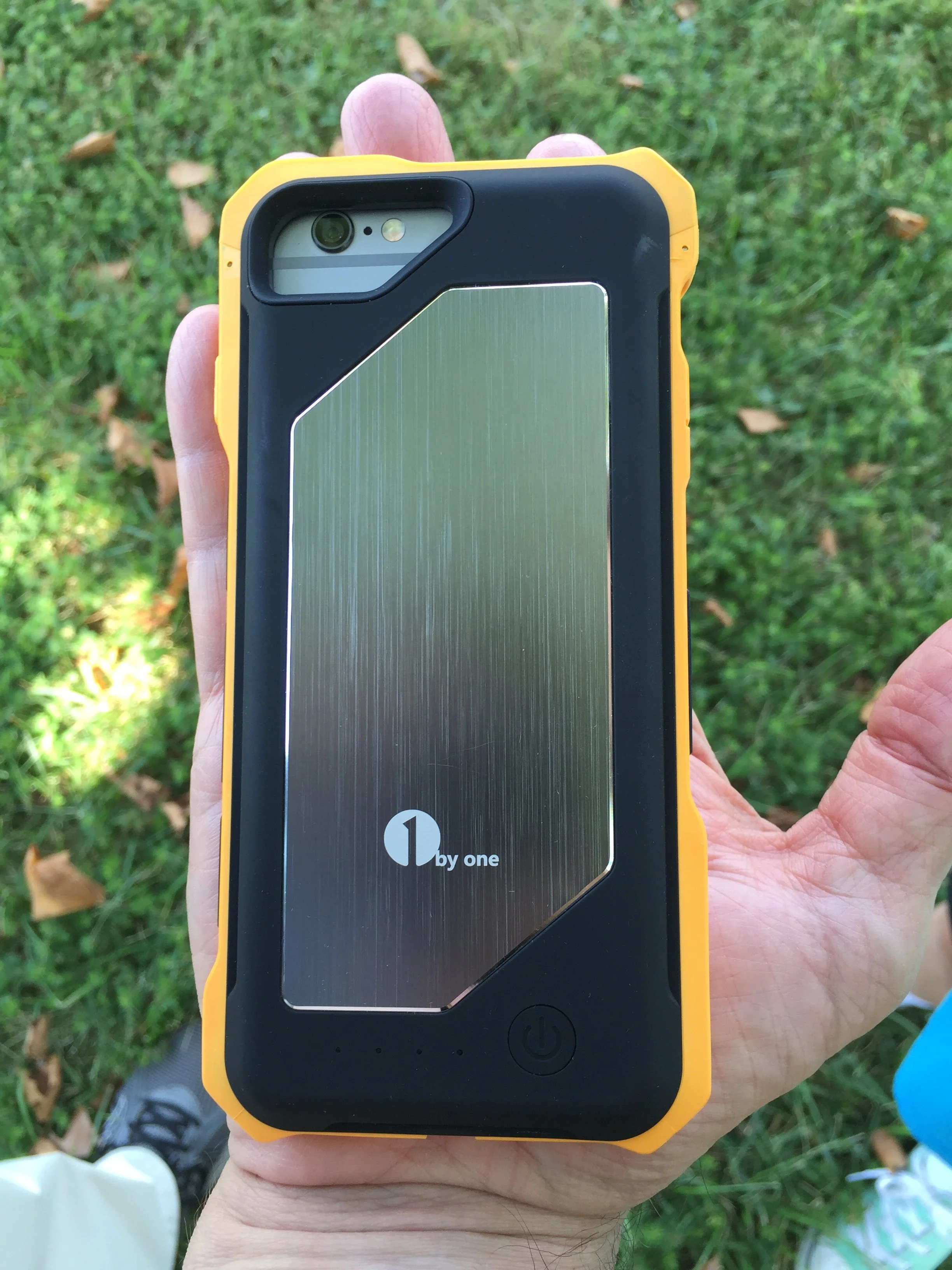 [Review] 1byone Slim-Fit battery case for iPhone 6