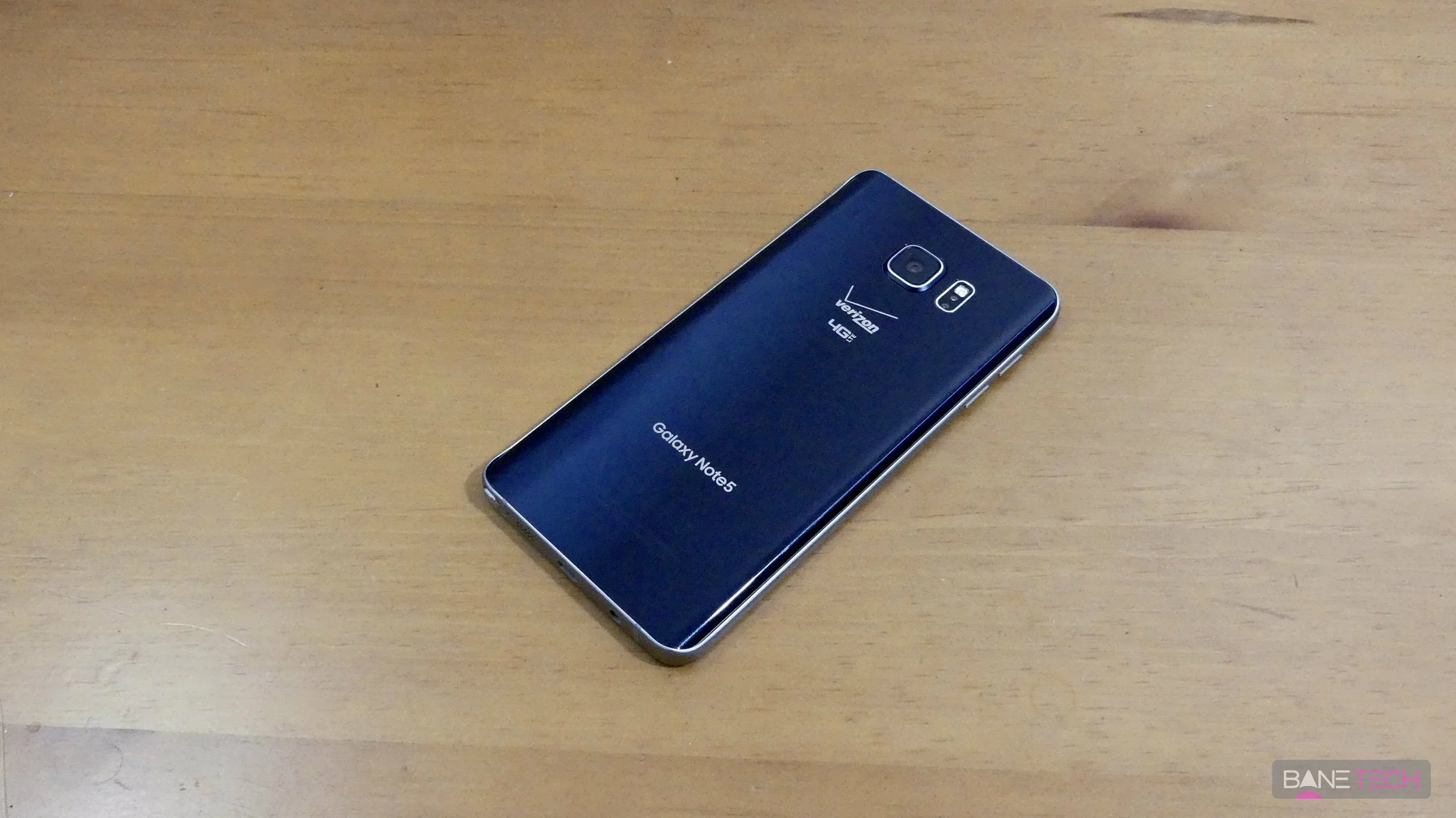 Note 5 review - arguably the best smartphone of 2015