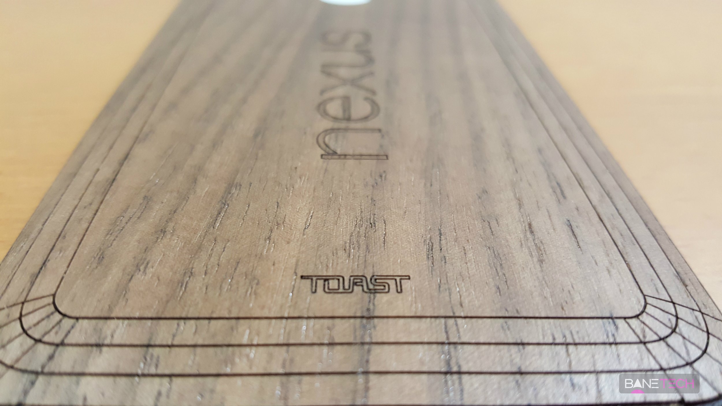 Nexus 6P Wood Skin by Toast - Review & Installation