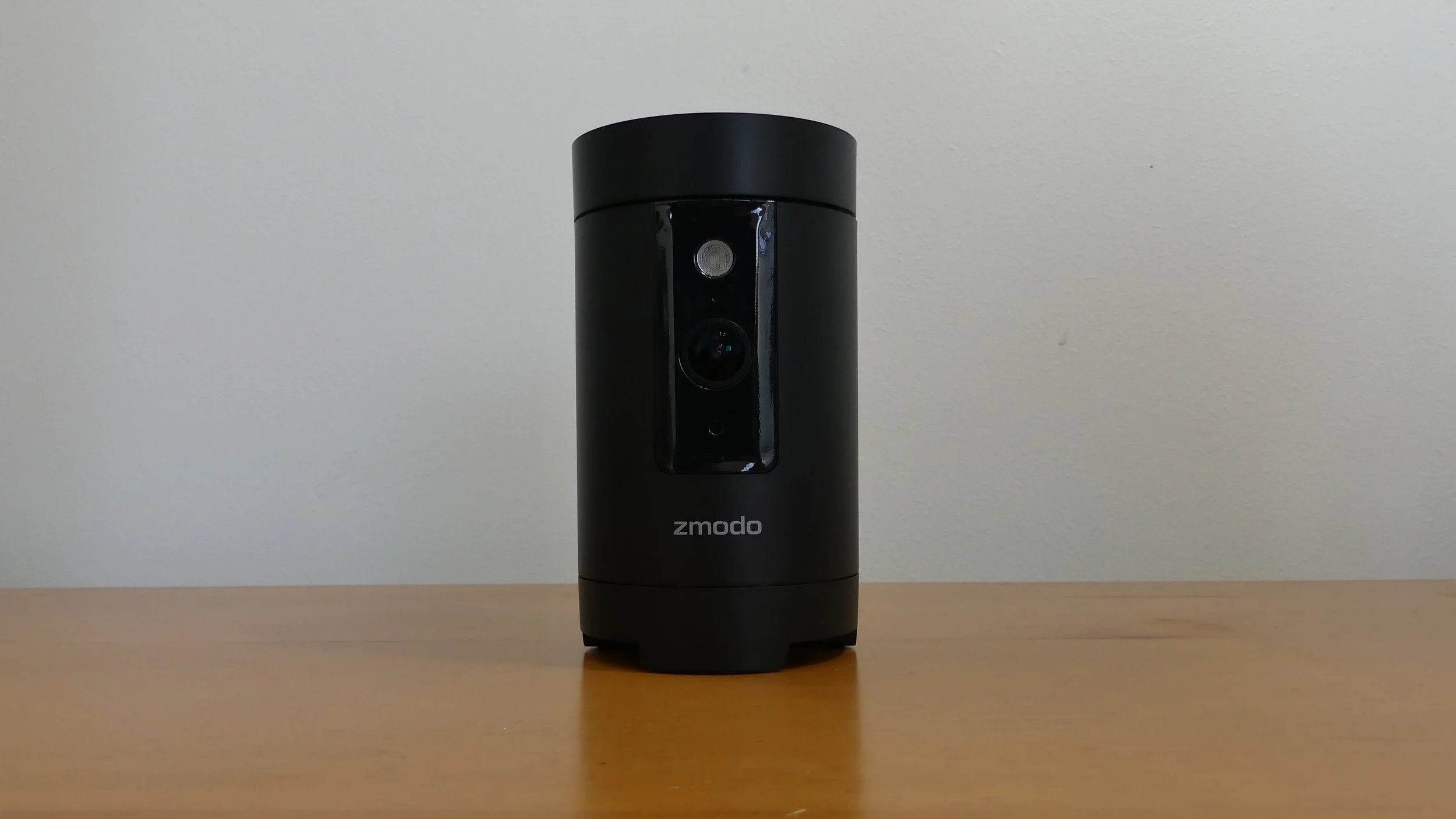 Zmodo Pivot - 360° Rotating Camera and Smart Home Hub