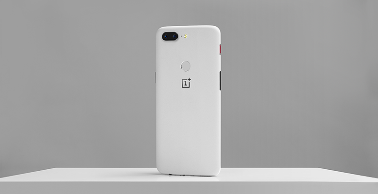 OnePlus 5t Sandstone White now available for purchase! 