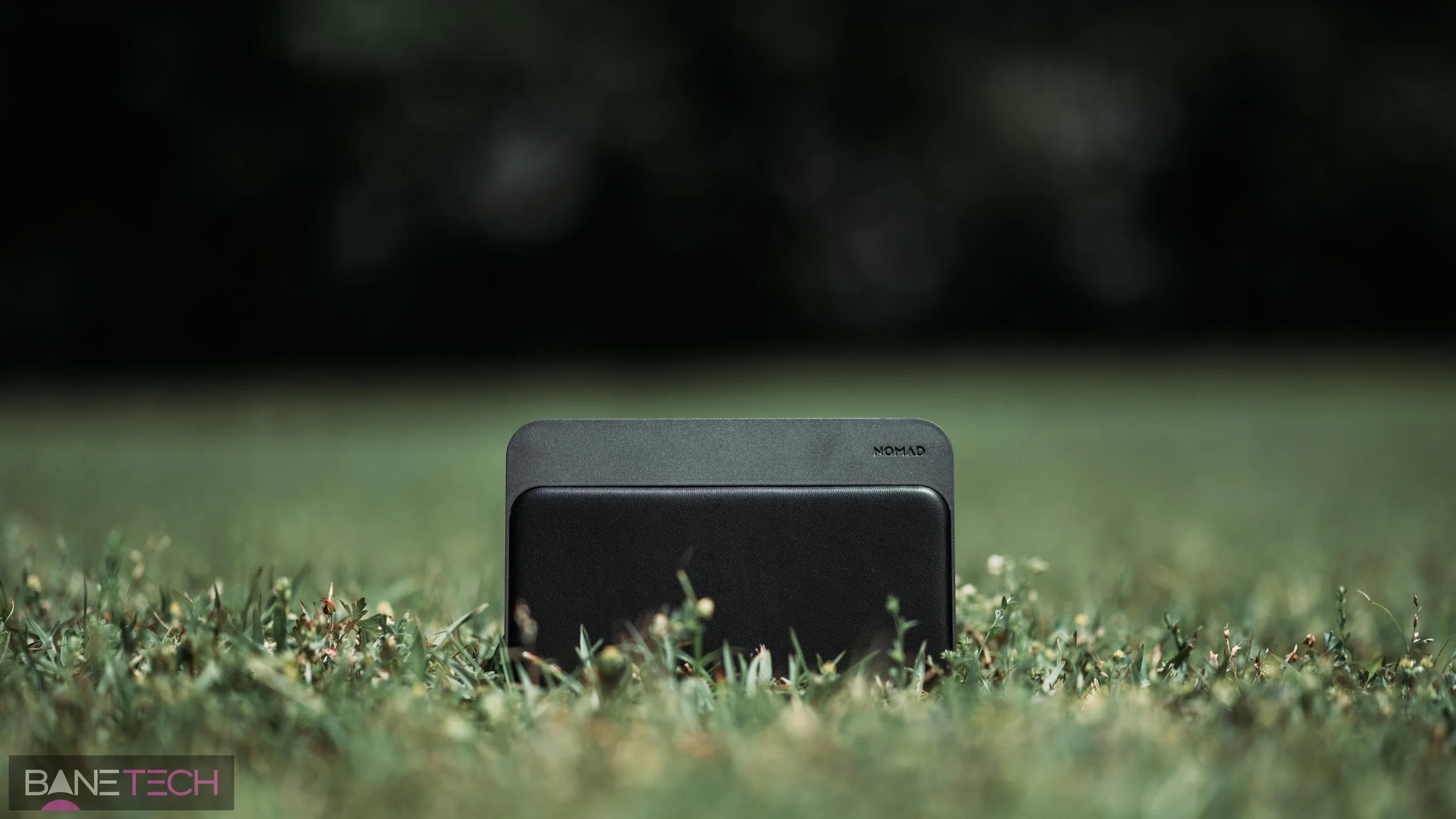 Nomad Base Station Review | Best AirPower Alternative [Video]